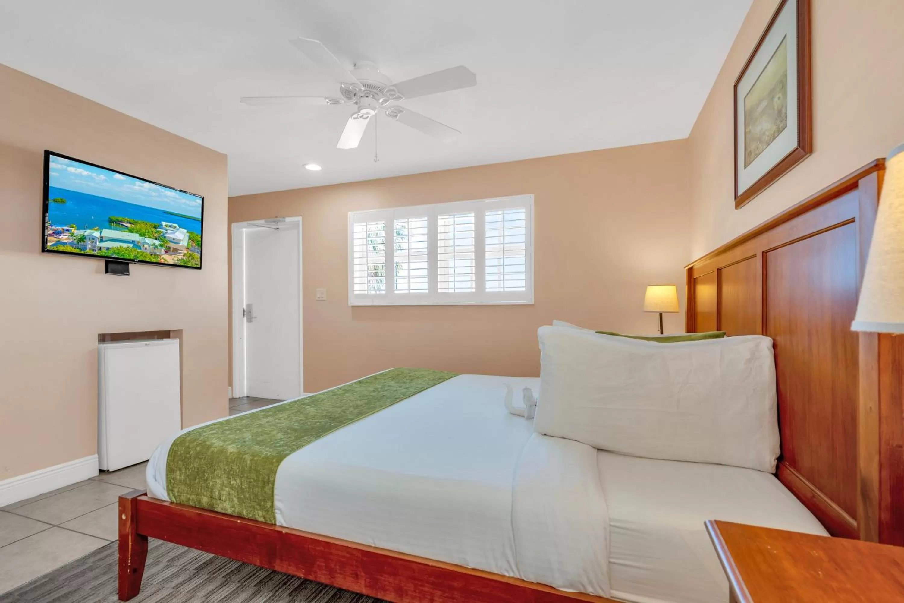 Bed in Dove Creek Resort & Marina, Trademark Collection by Wyndham