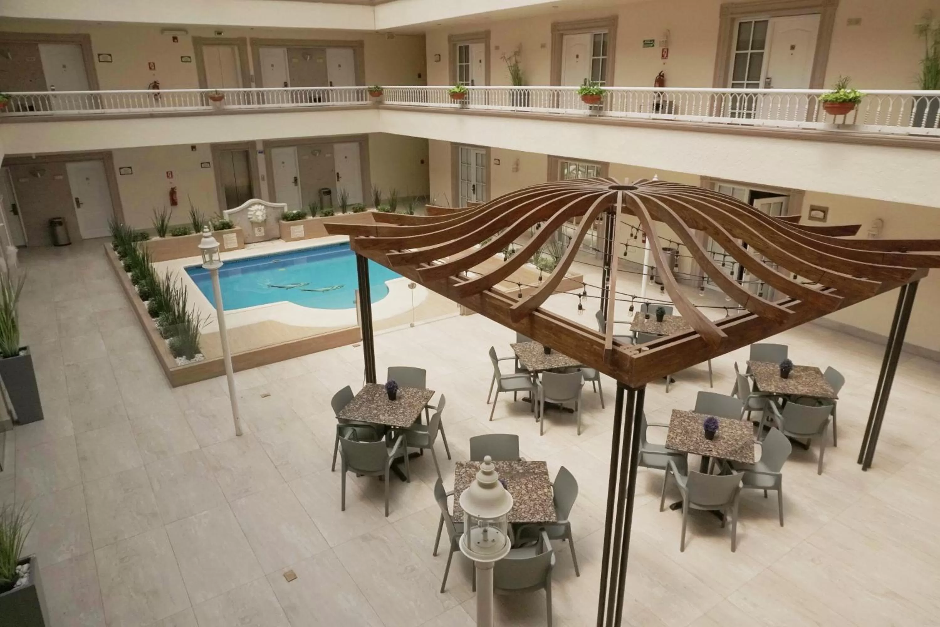 Pool view in Best Western PLUS Monterrey Colón