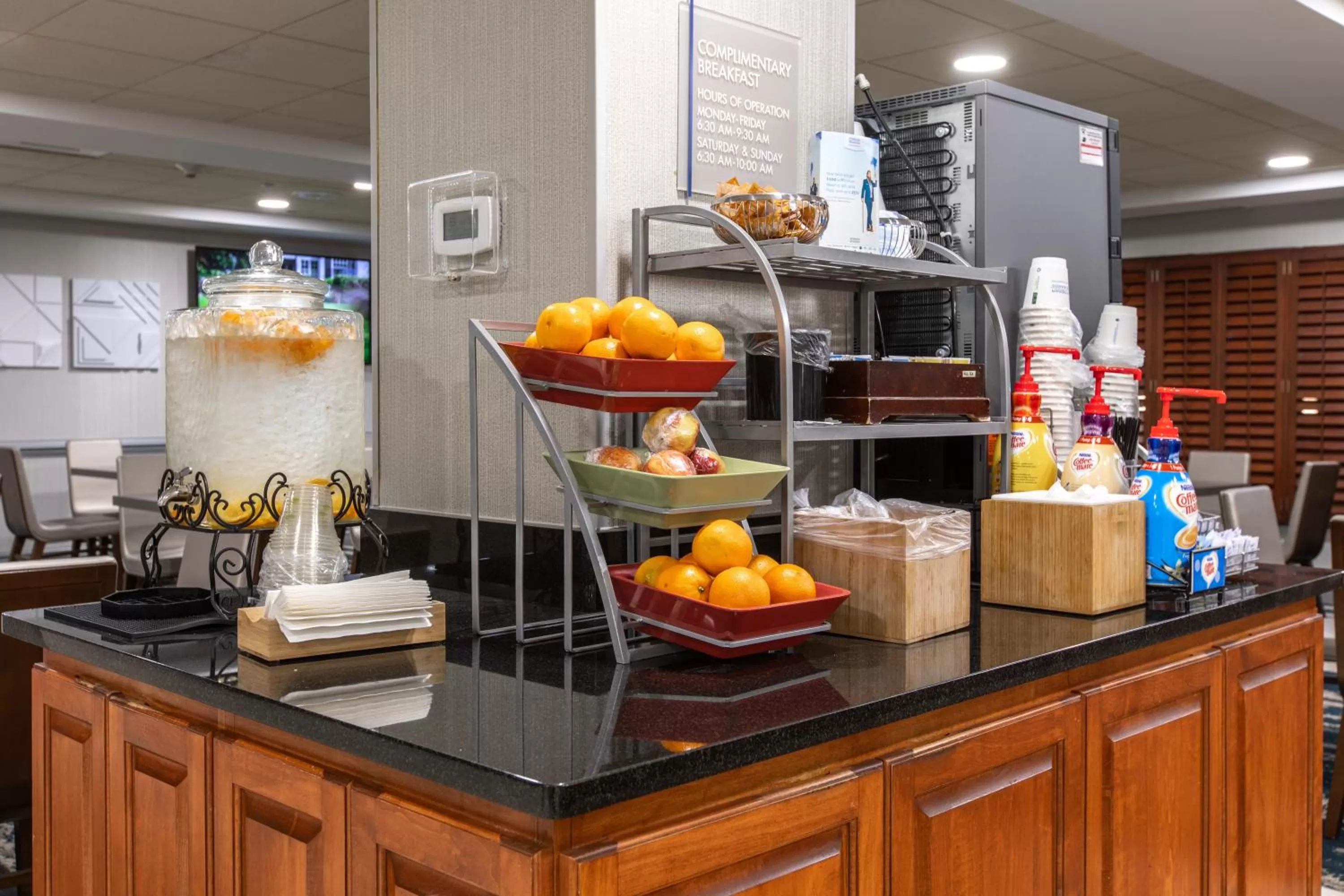 Breakfast in Wingate by Wyndham Charlotte Concord Mills/Speedway