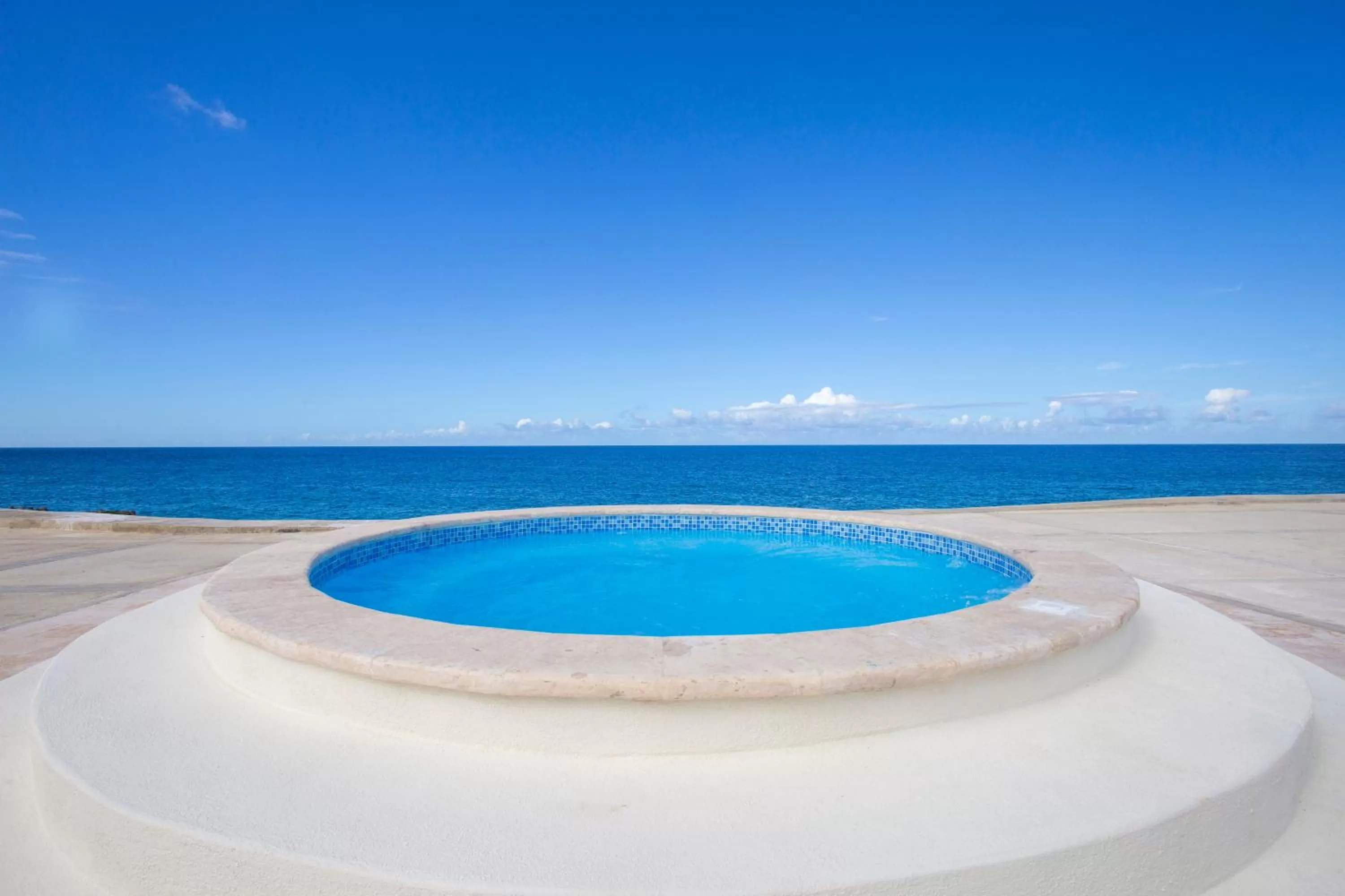 Sea view, Swimming Pool in Ocean Village Deluxe Resort & Spa