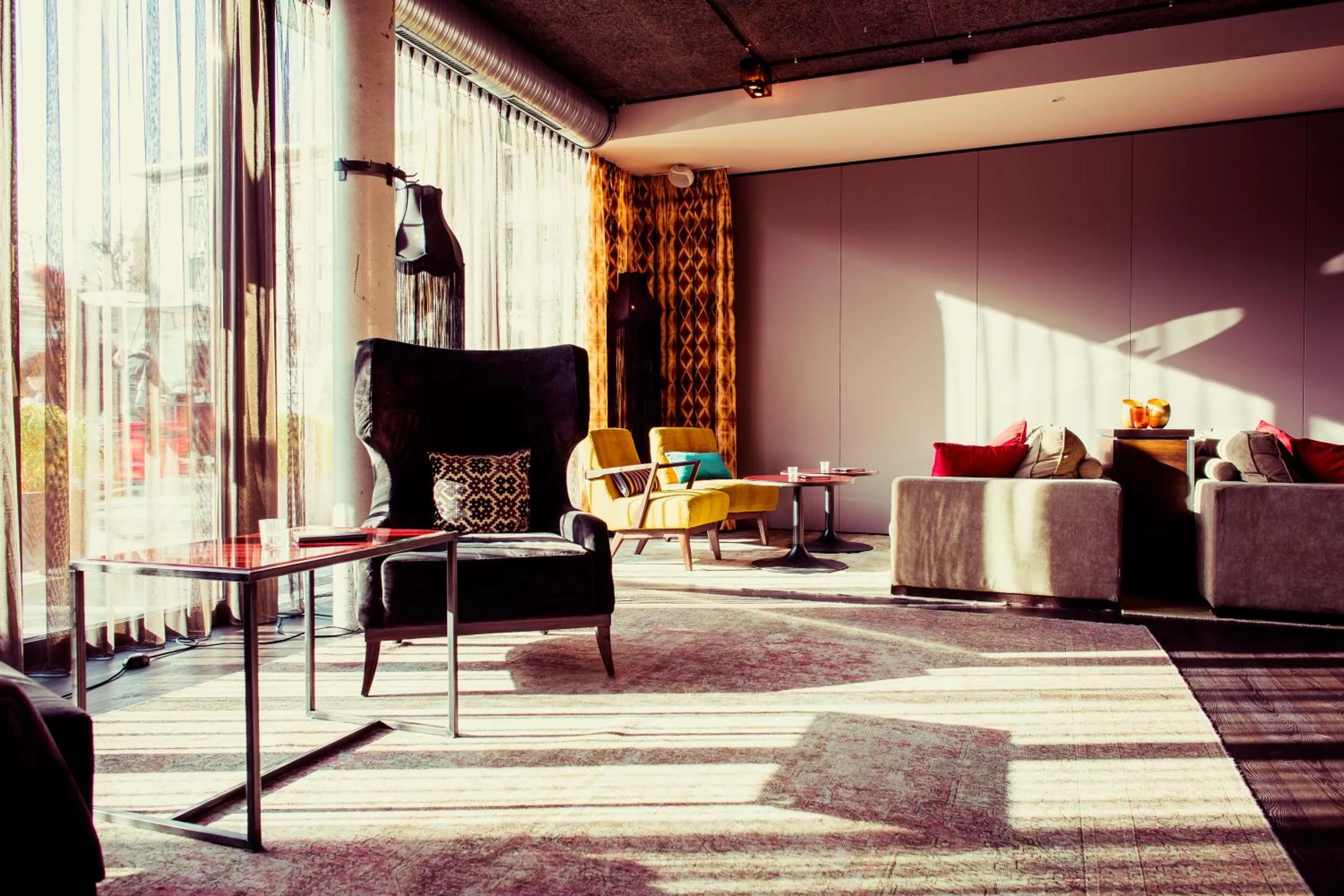 Lounge or bar in SAKS Urban Design Hotel Kaiserslautern