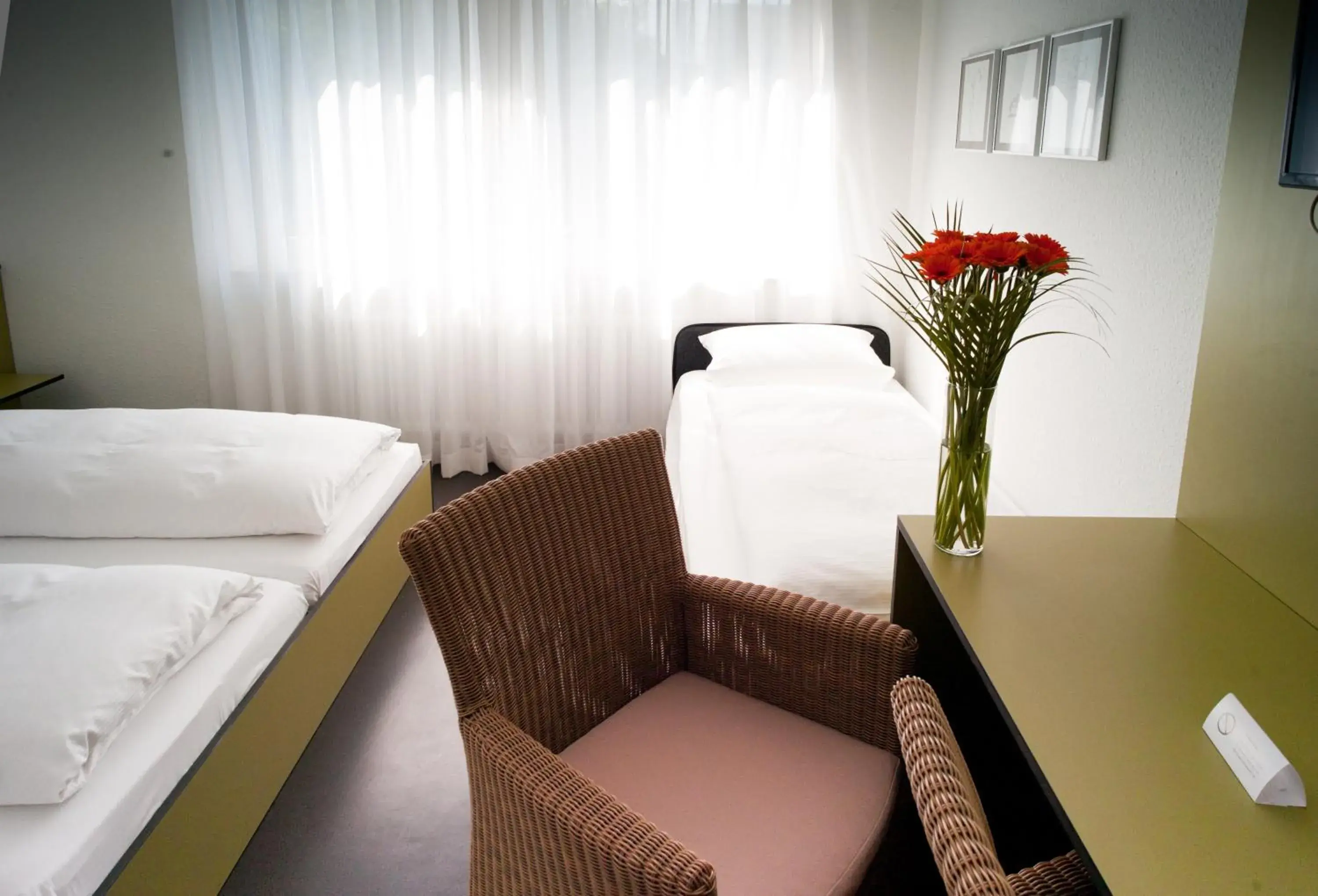 Double Room with Extra Bed in Hotel Bischofslinde Double Room with Extra Bed in Hotel Bischofslinde