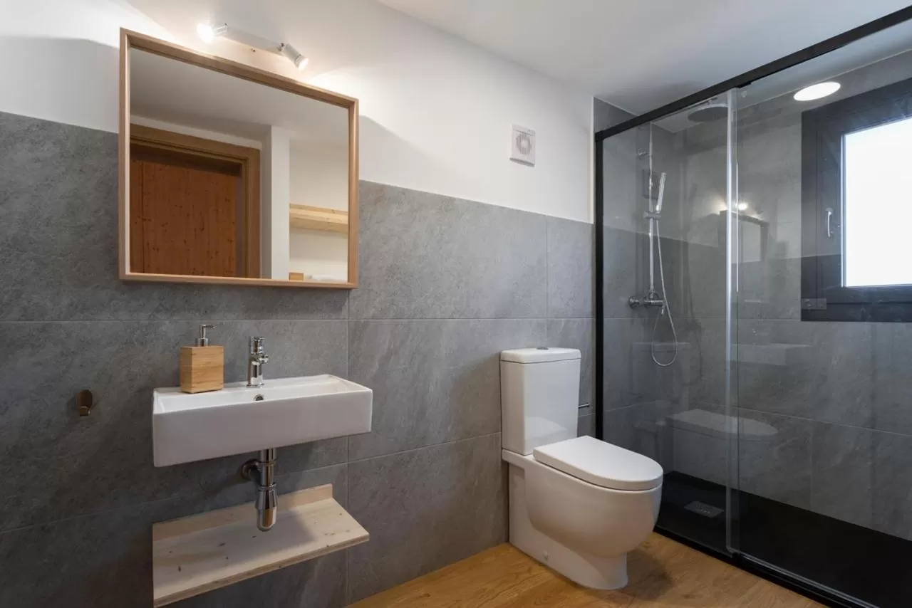 Bathroom in Cabañas de Canide