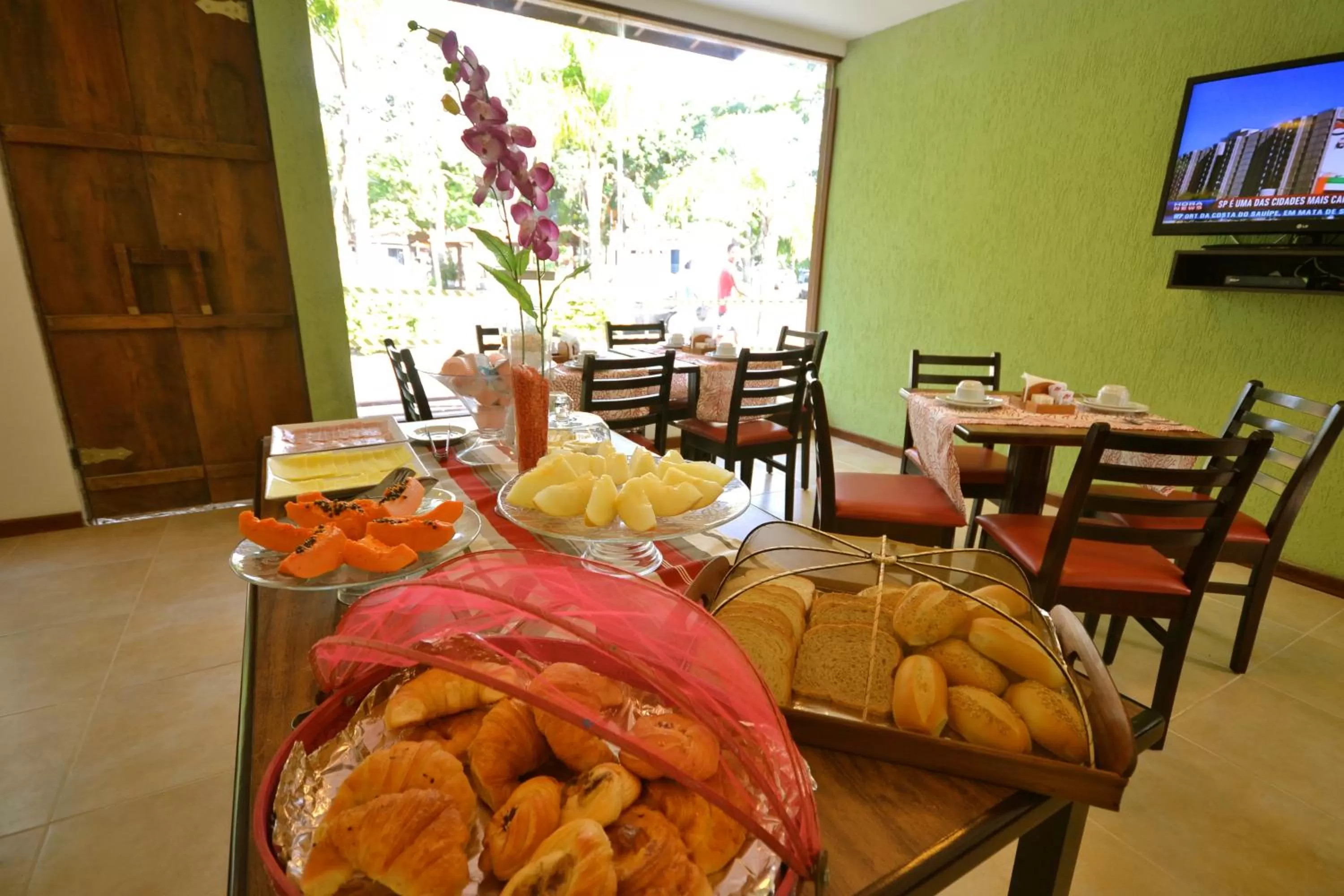 Restaurant/places to eat in Pousada do Centro Búzios