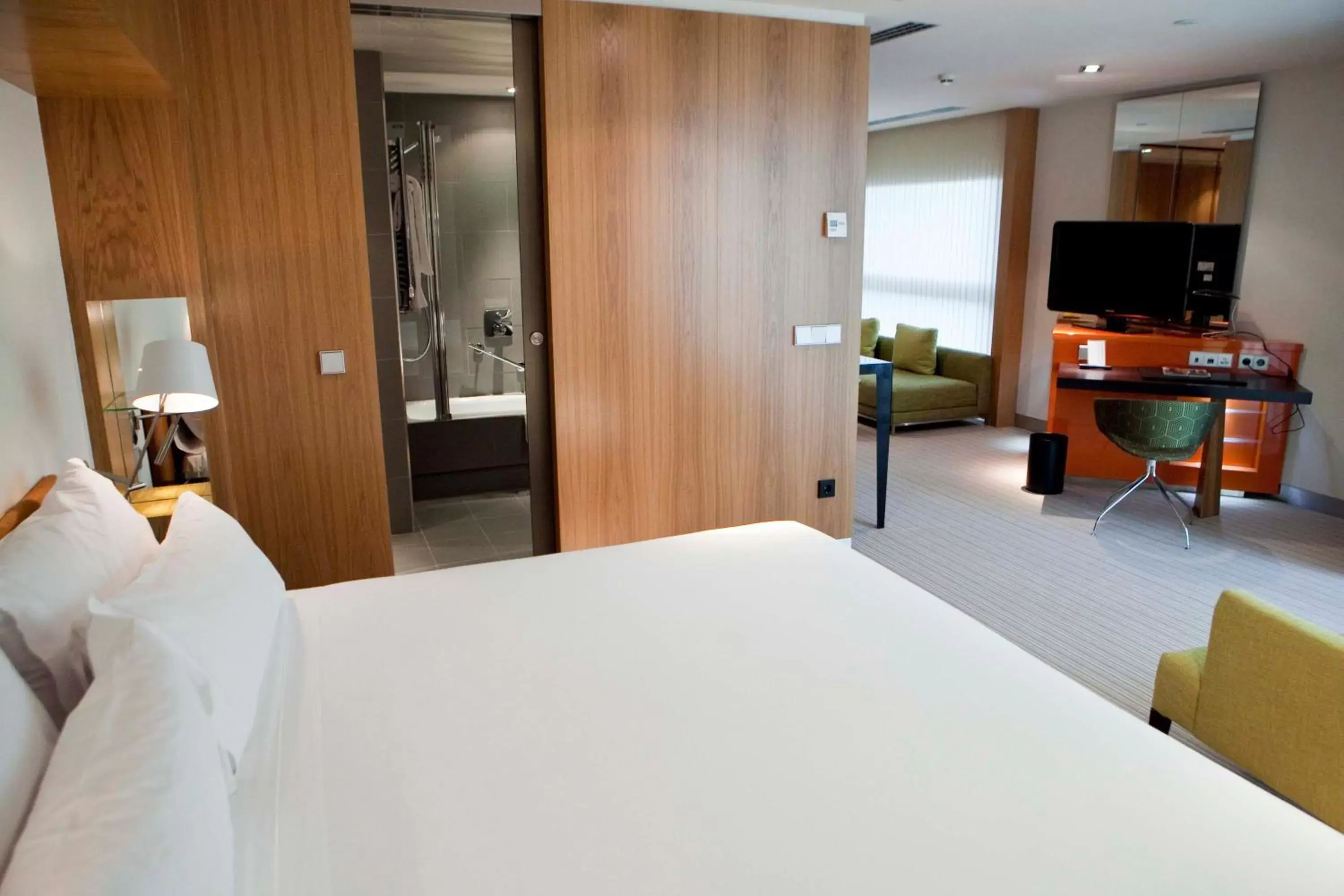 Double or Twin Room with Sitting Area in Hotel Alfonso Double or Twin Room with Sitting Area in Hotel Alfonso