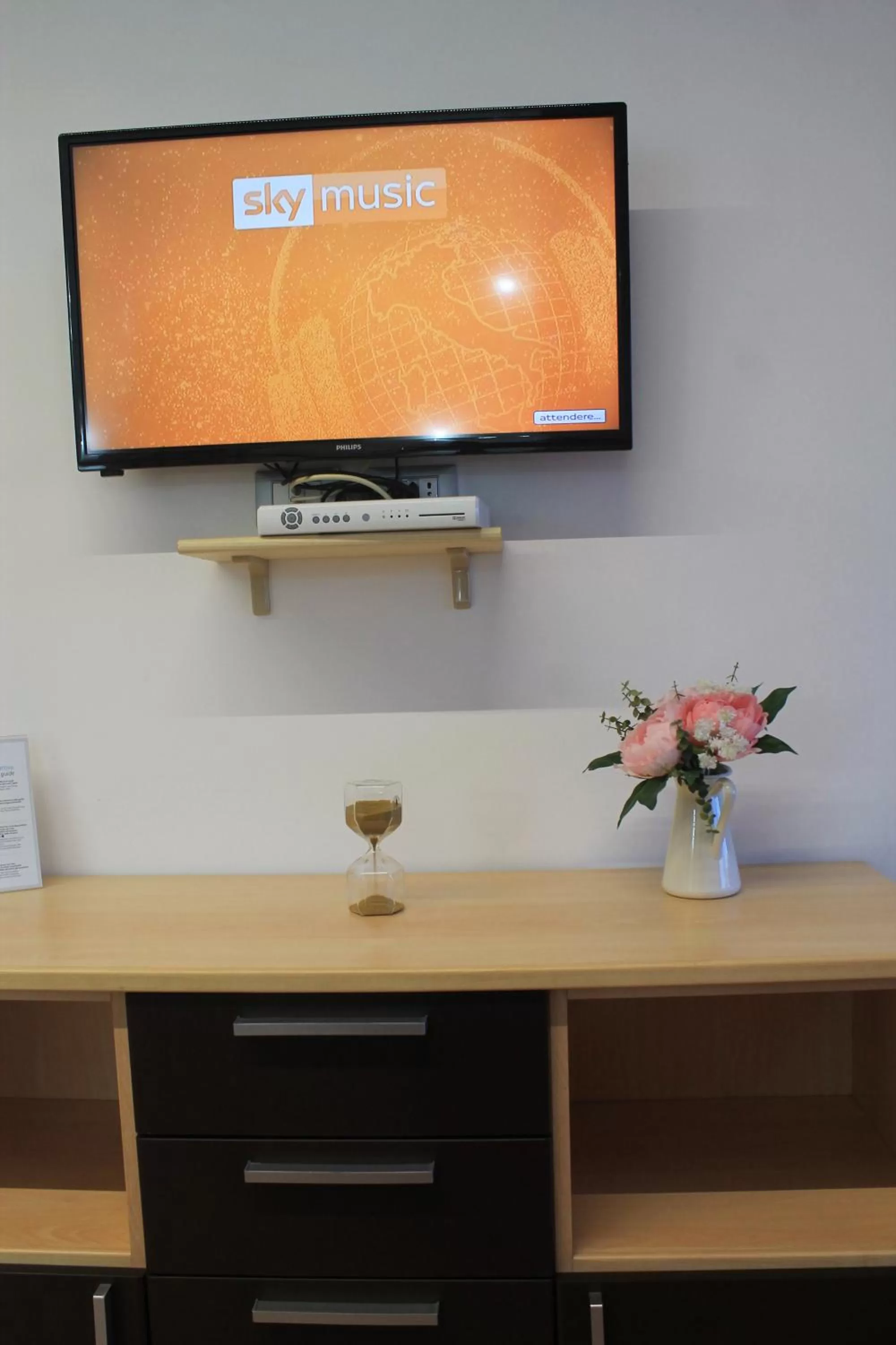 TV and multimedia, TV/Entertainment Center in Residence Sol Levante