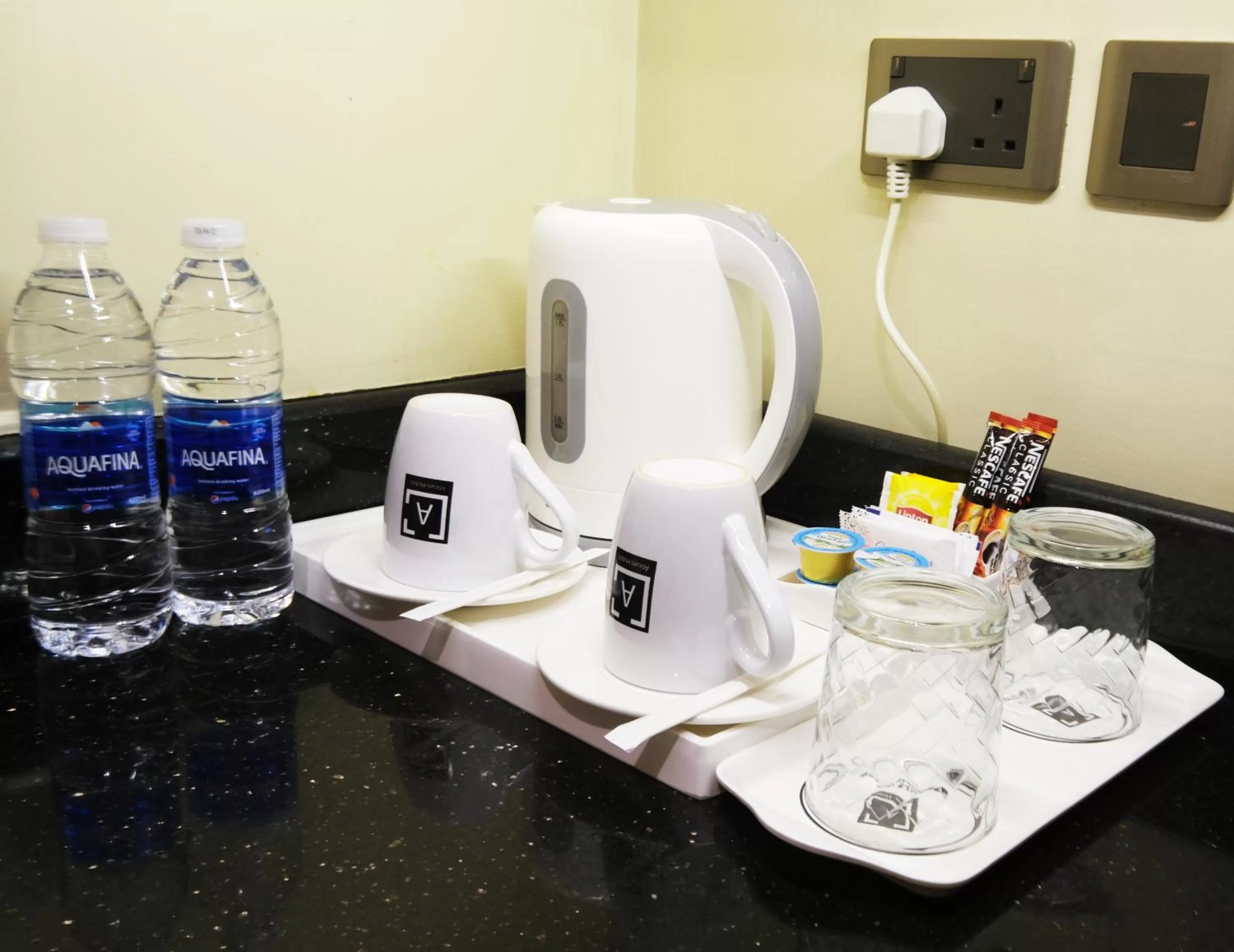 Coffee/tea facilities in Premier Hotel
