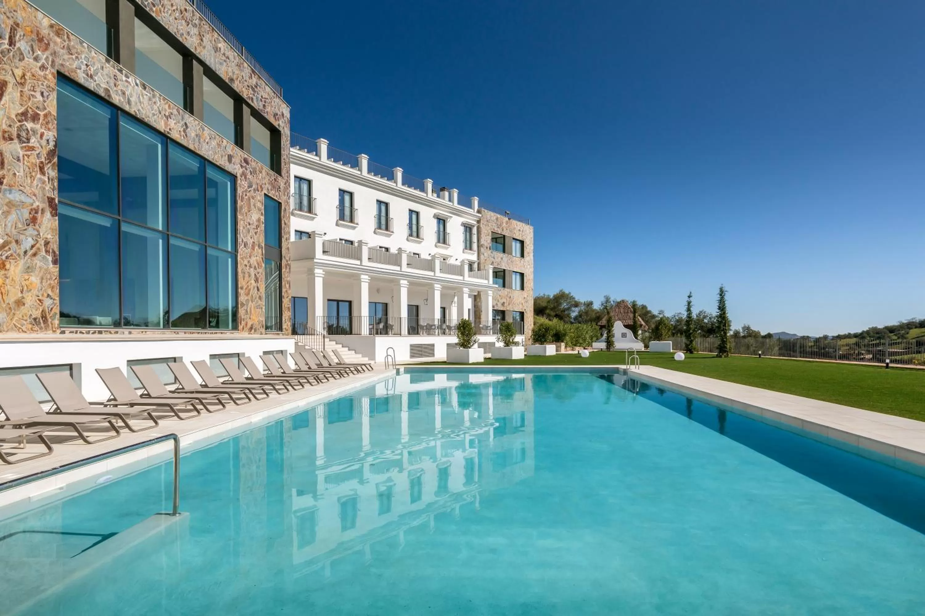 Swimming pool in Barceló Aracena & Spa