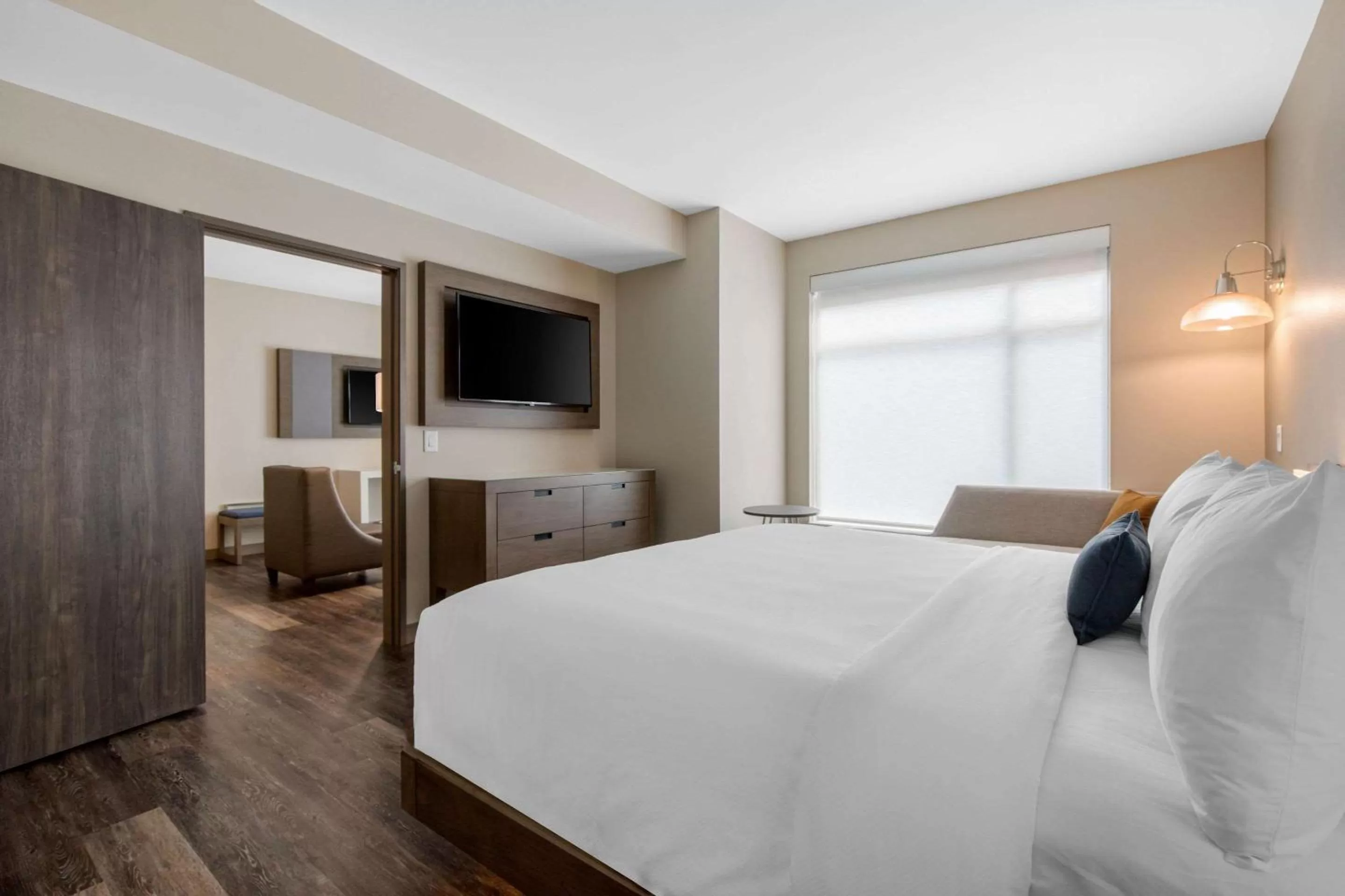 King Suite - Accessible/Non-Smoking in Cambria Hotel Mount Pleasant - Charleston