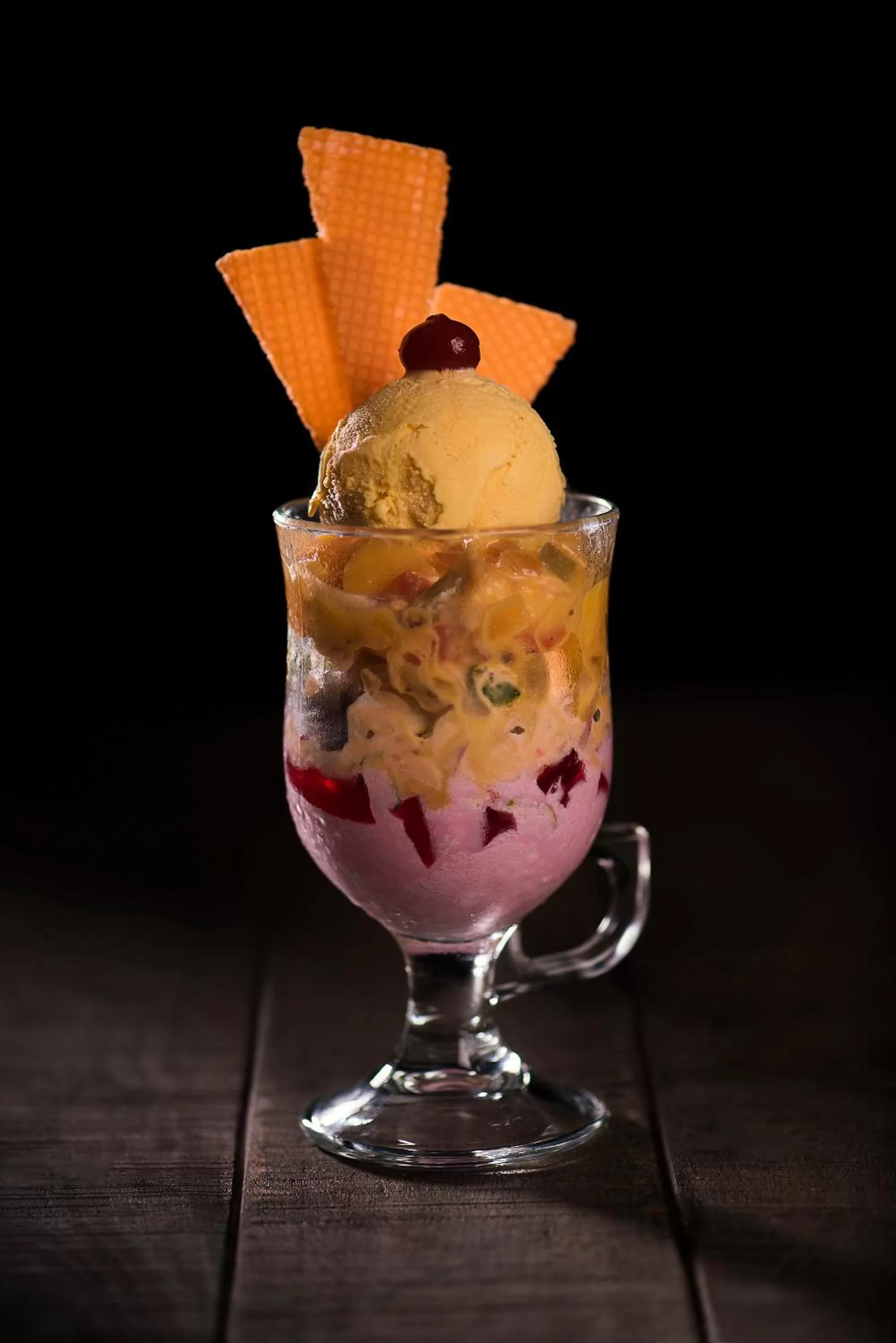 Food in White Lotus Hotel