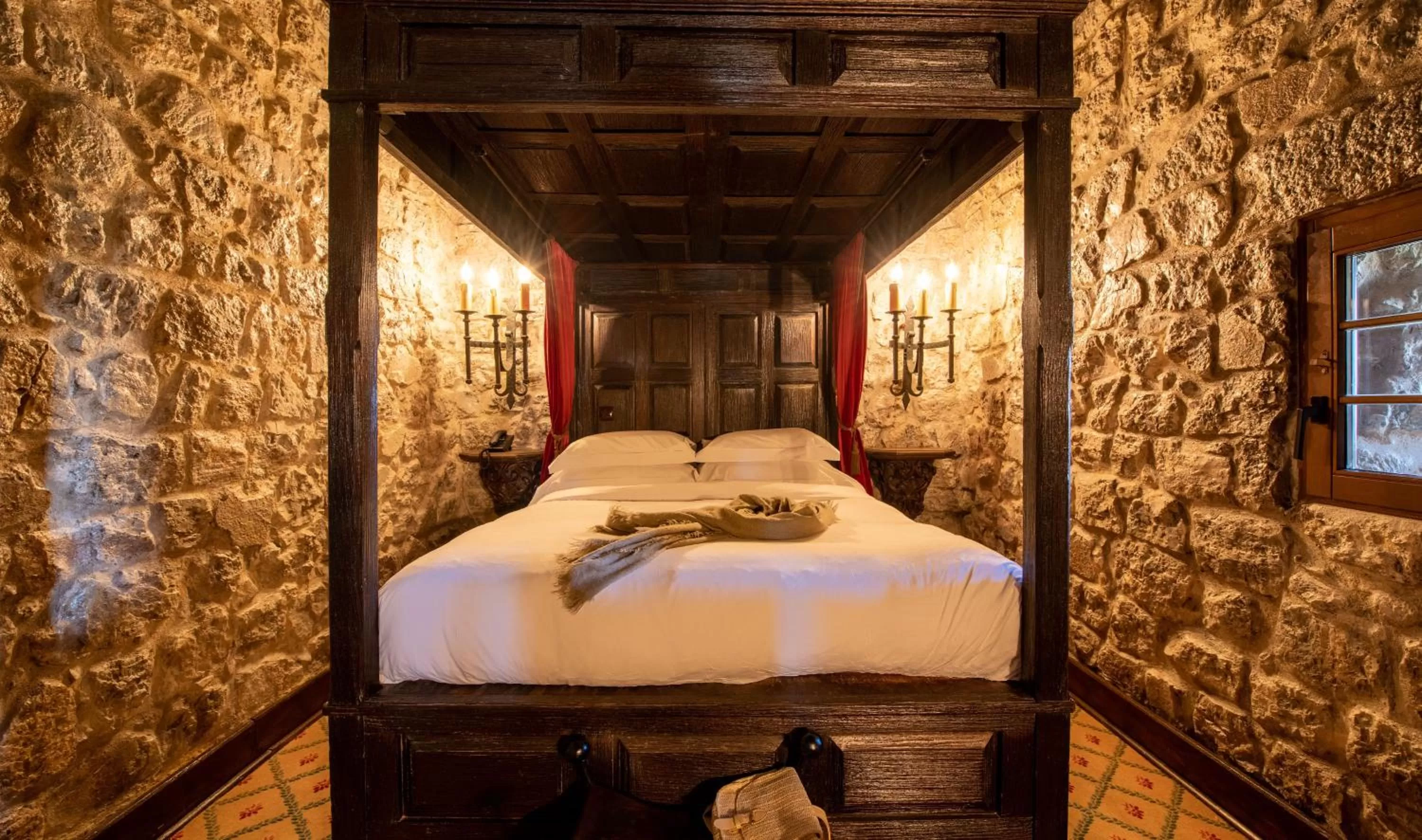 Bedroom, Bed in Pousada Castelo de Obidos