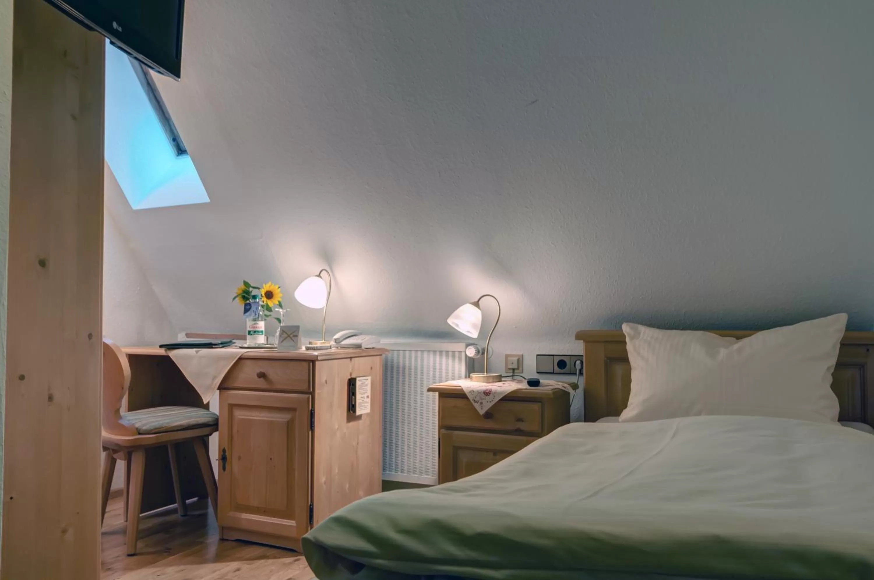 Photo of the whole room, Bed in Hotel Gasthof Rössle