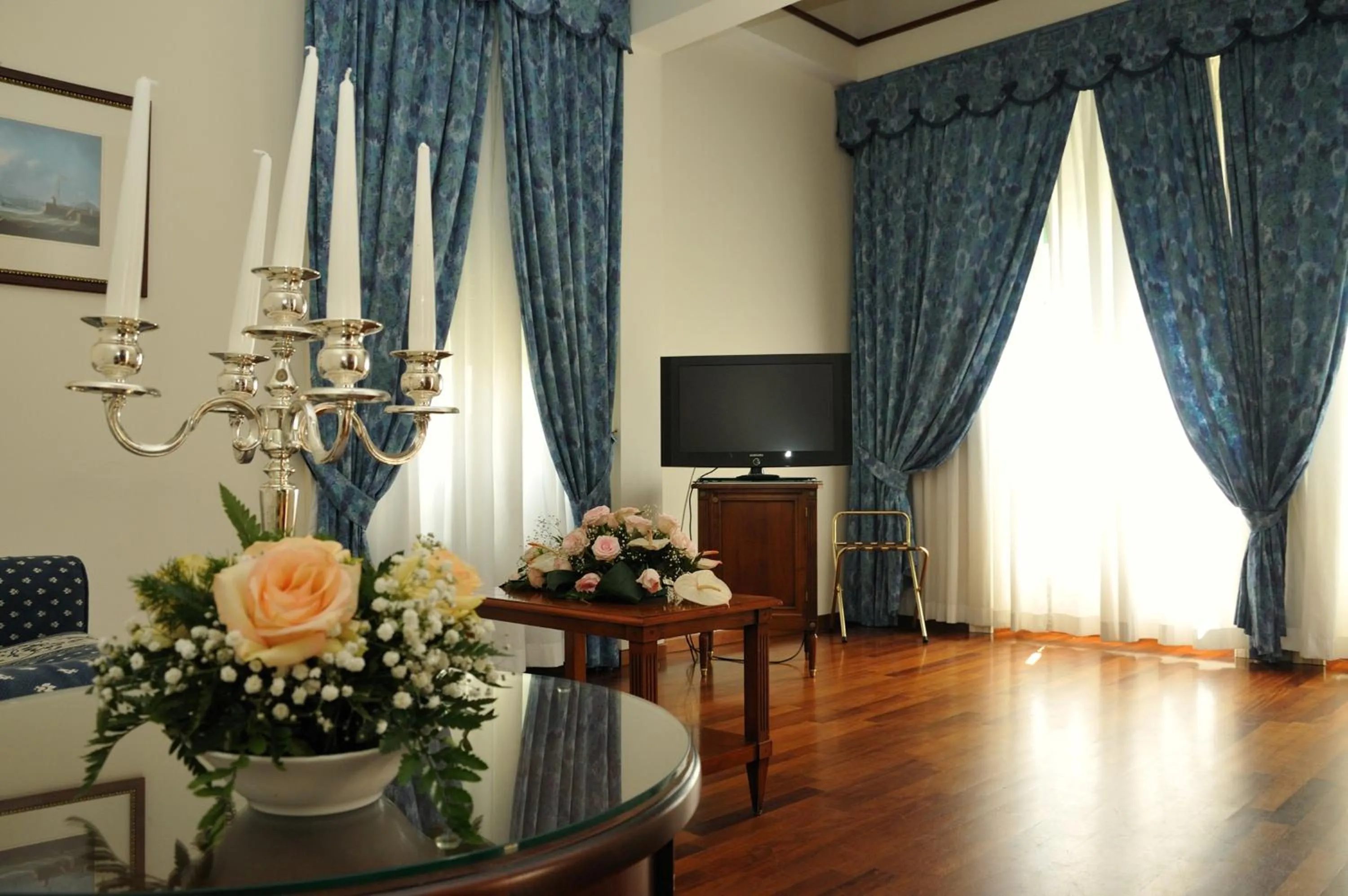 Photo of the whole room in Villa Irlanda Grand Hotel