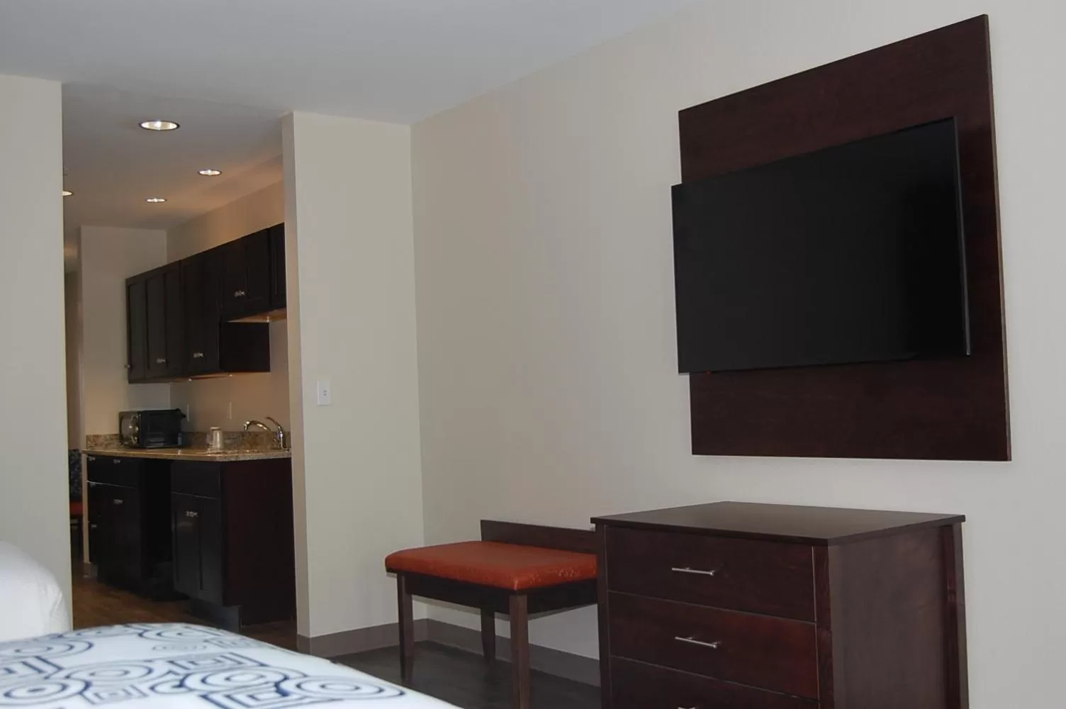 TV and multimedia, Bed in Vacation Lodge