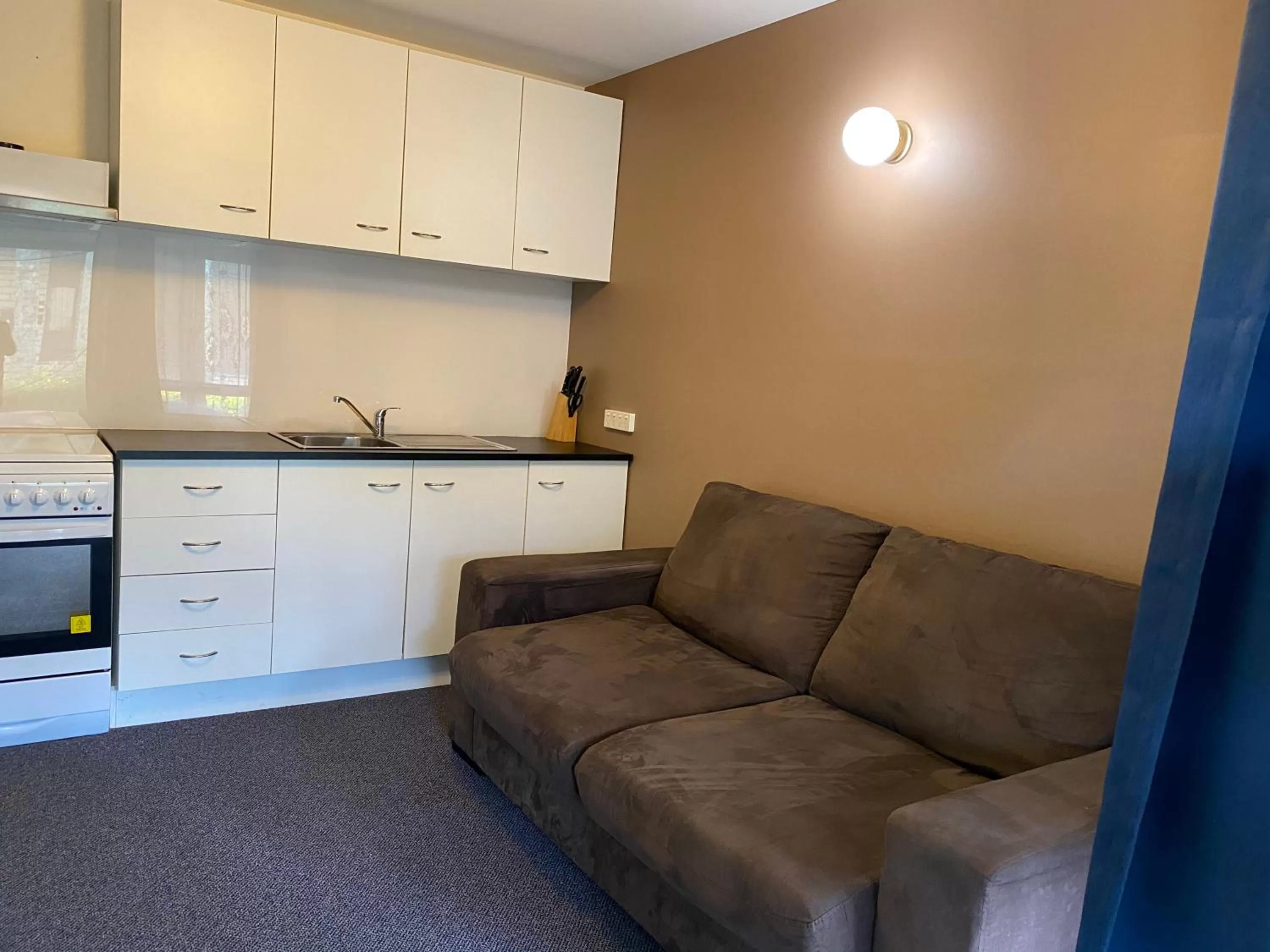 Kitchen or kitchenette in Motel Kempsey