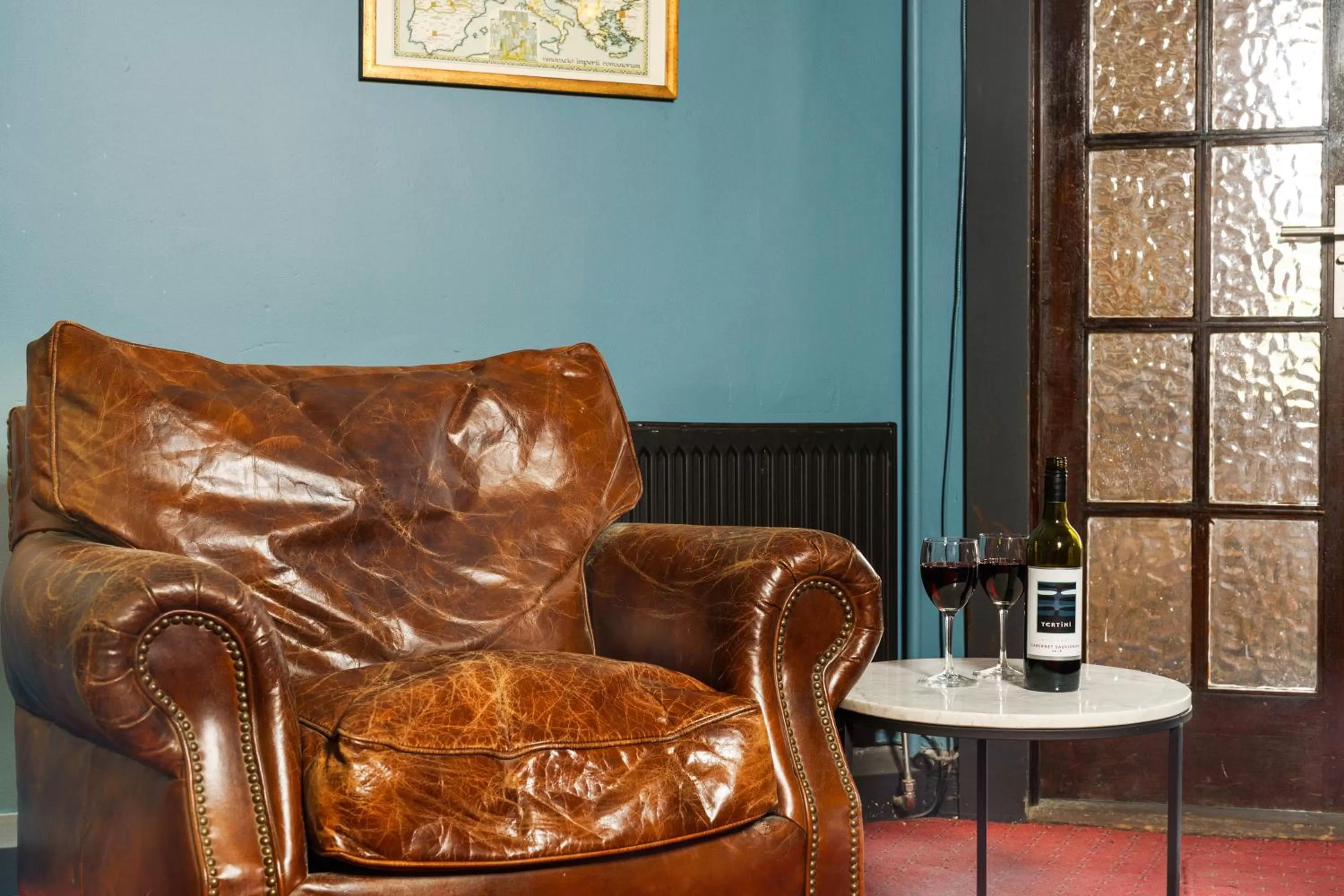 Living room in Bundanoon Hotel