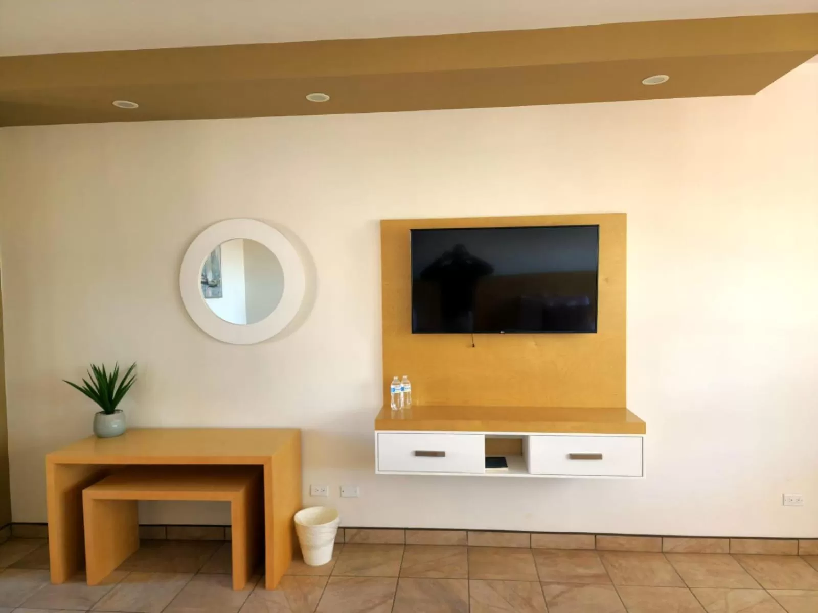 TV and multimedia in Hotel Paraiso Las Palmas