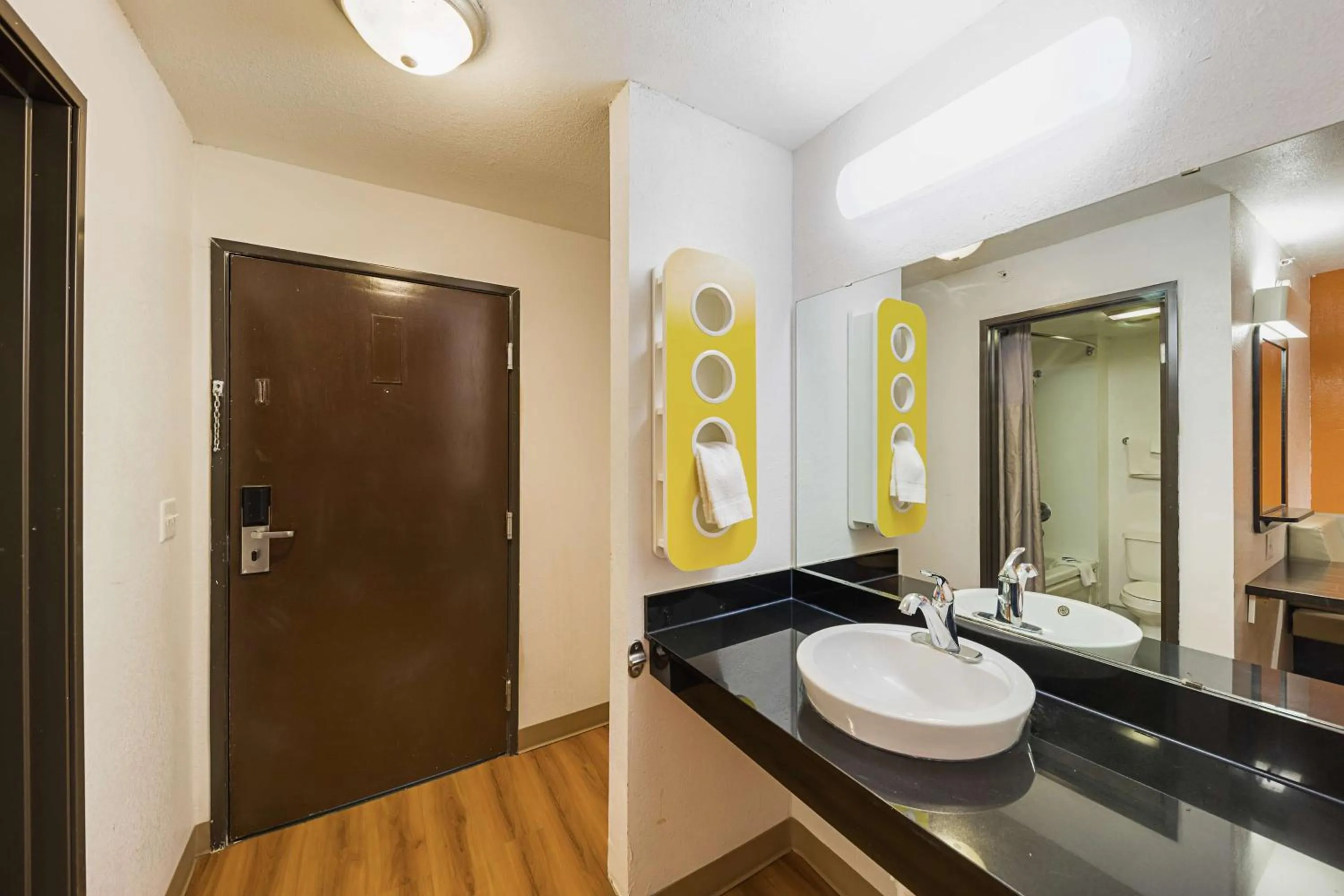 Photo of the whole room in Motel 6-Amarillo, TX