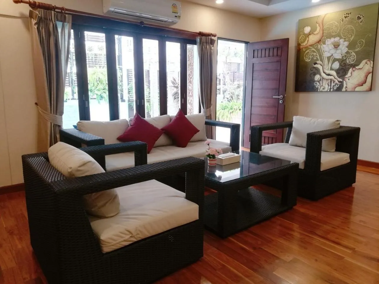 Living room in Yotaka Boutique Hotel Bangkok