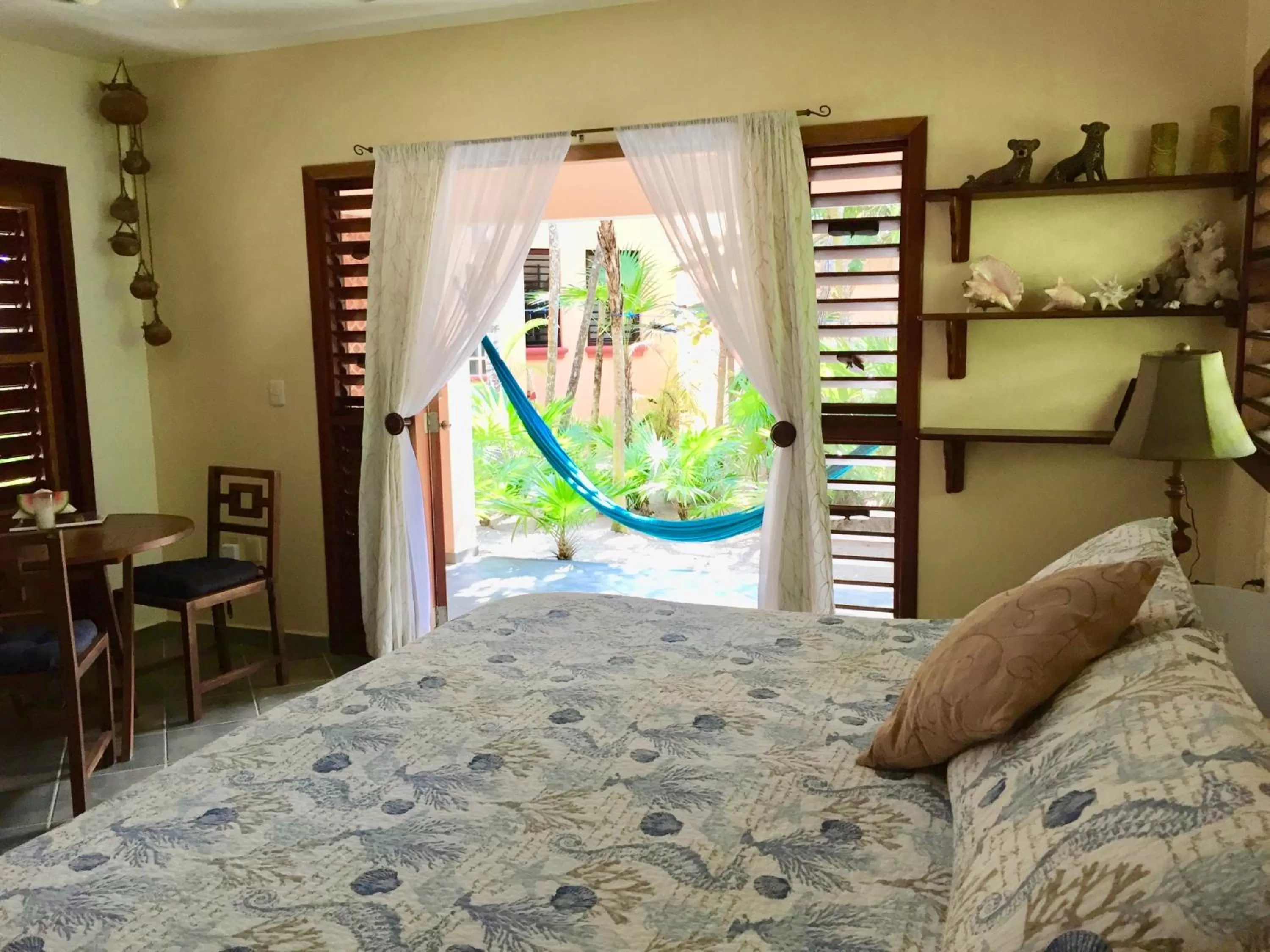 Nah Uxibal Villa and Casitas