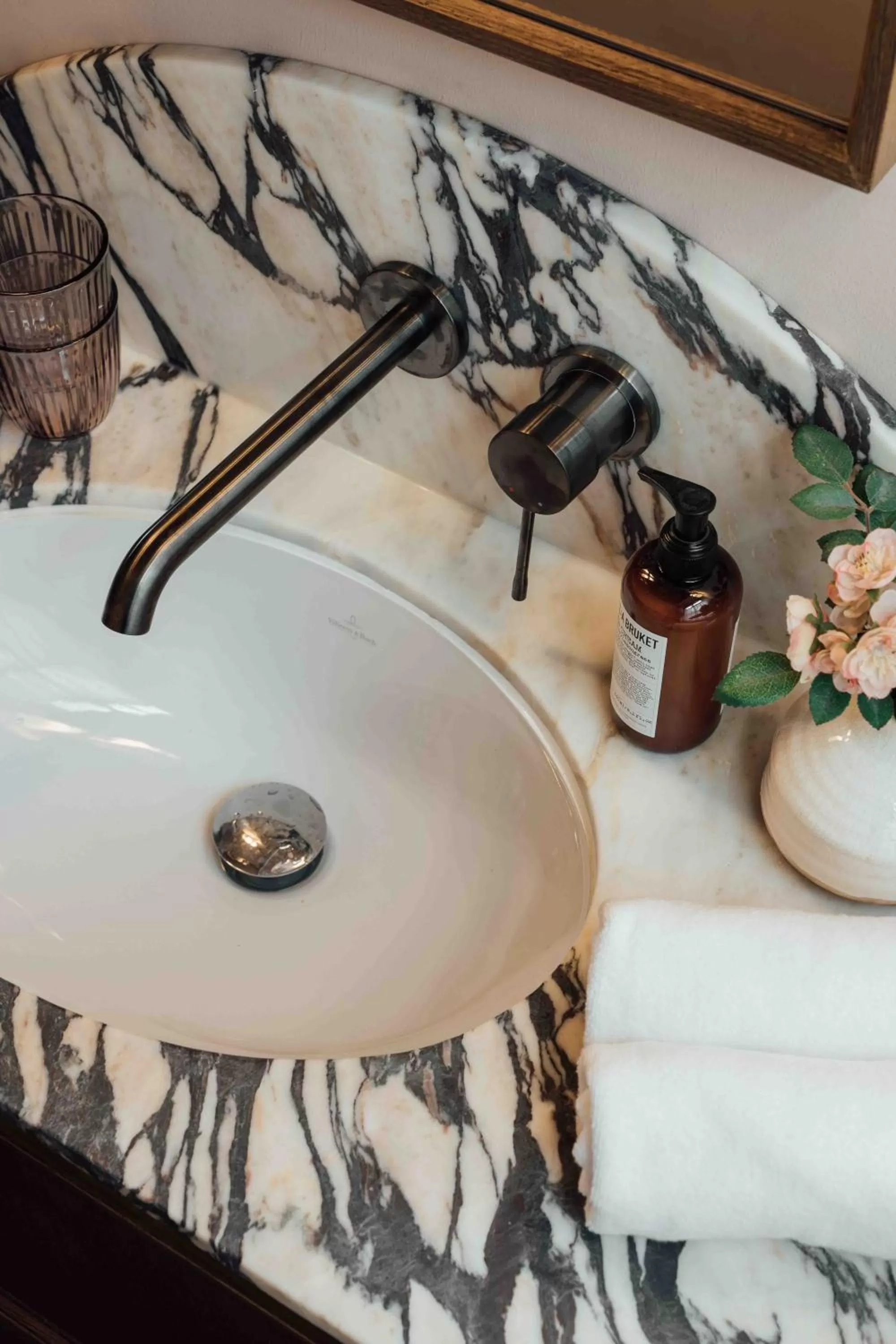 Bathroom in Clemonte Hotel - Your Reception-less Boutique Hideaway