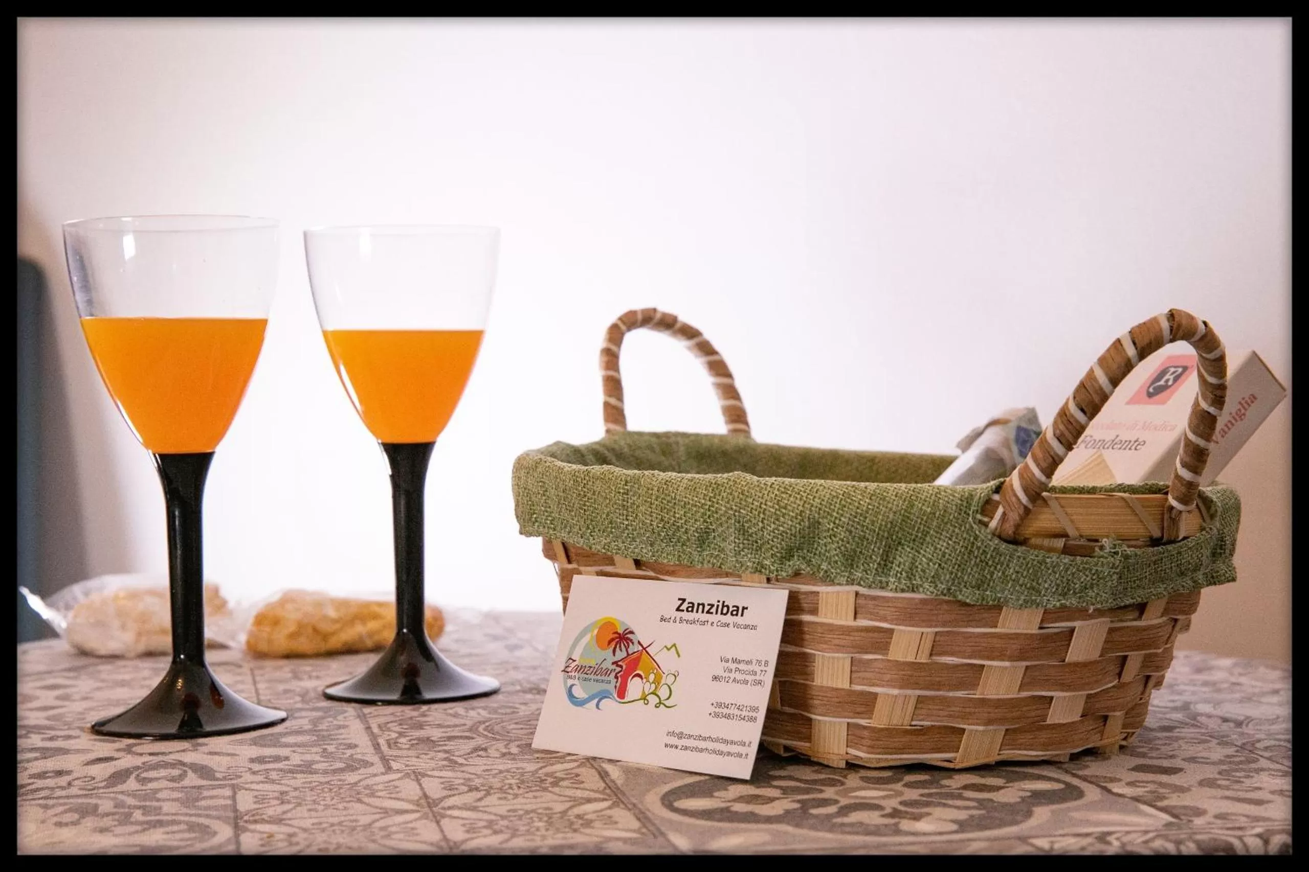 Food and drinks in Melody Room