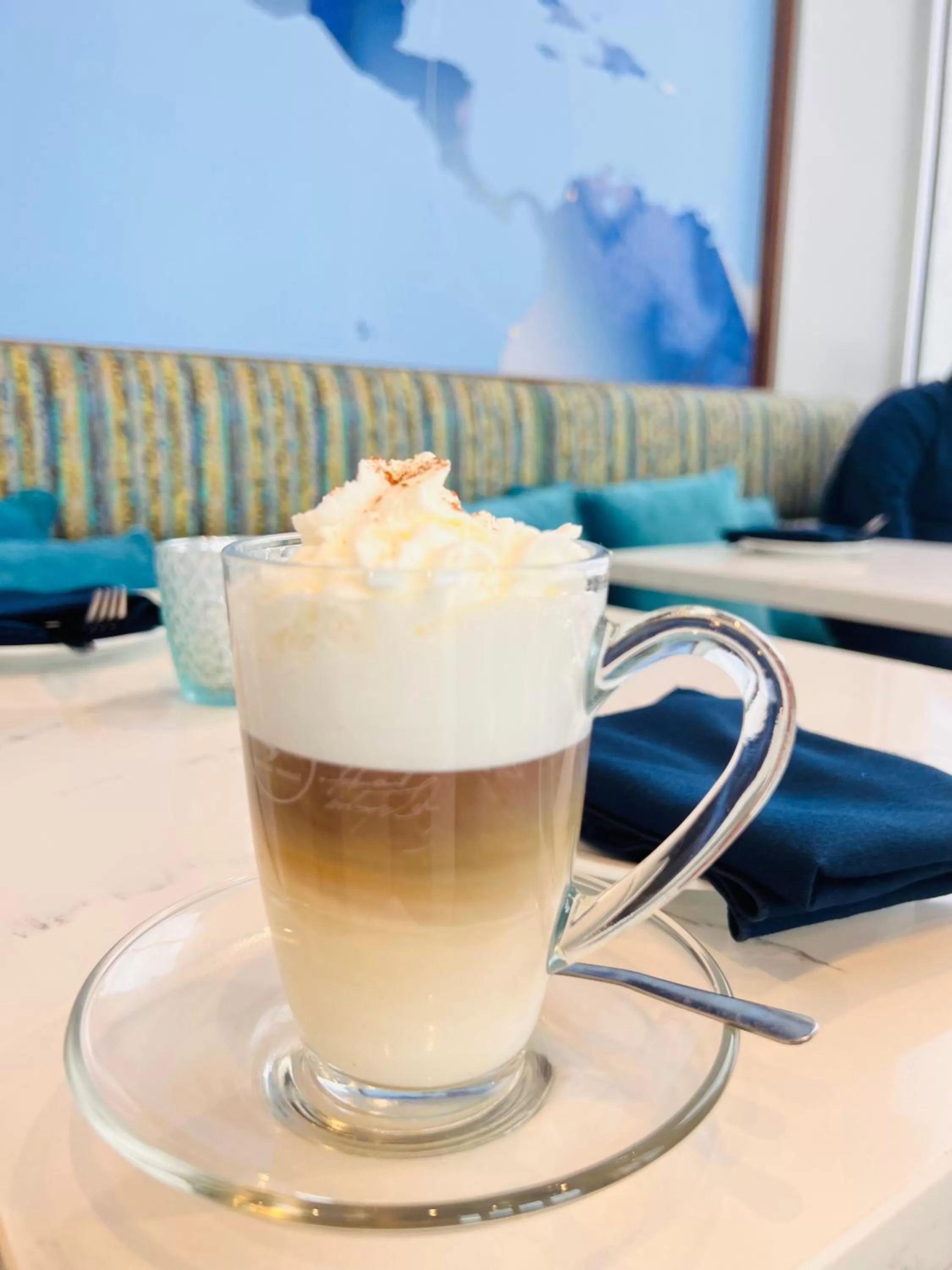 Coffee/tea facilities in Wyndham Garden Miami International Airport