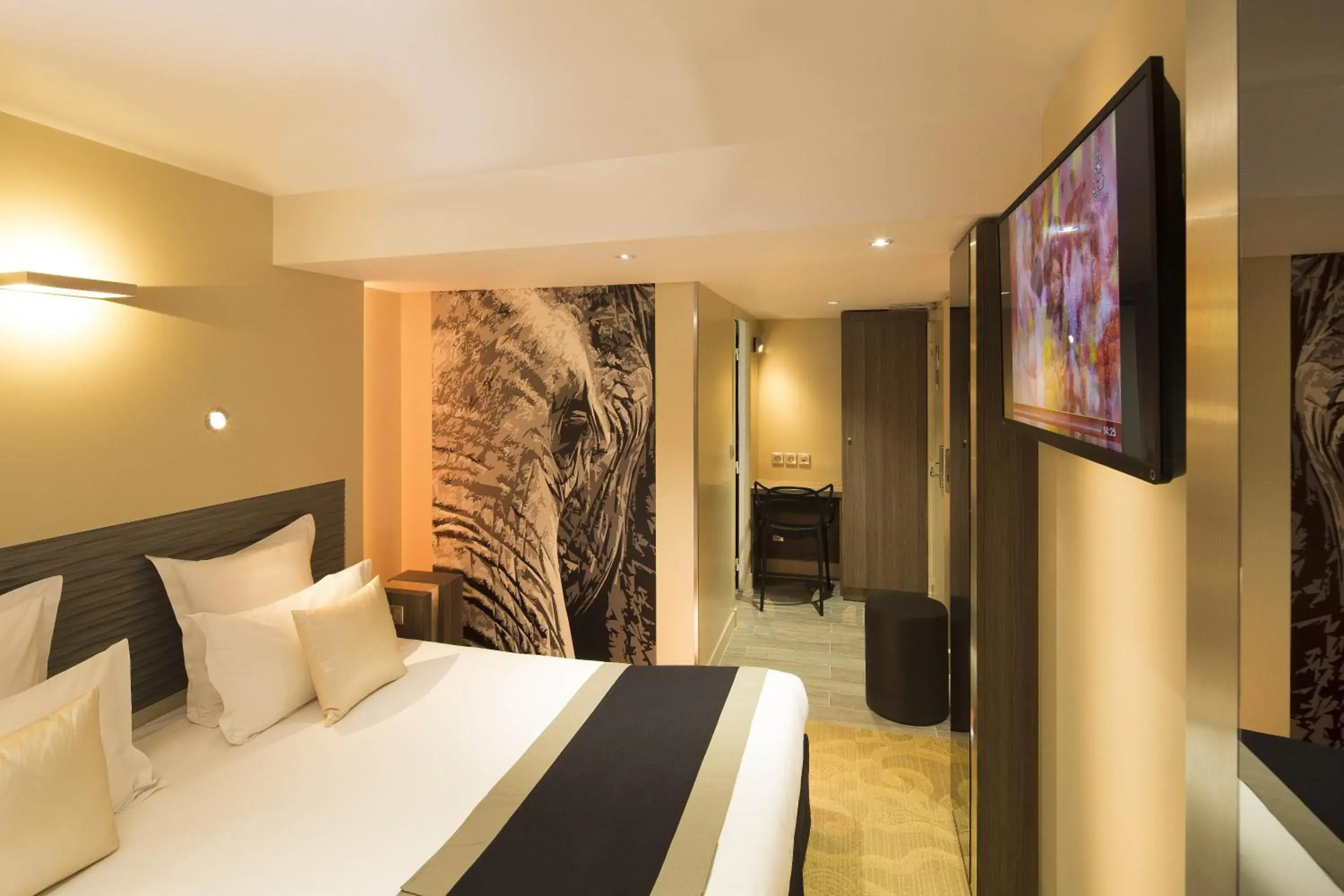 Comfort Double or Twin Room in Hôtel Brésil Opéra SPA Comfort Double or Twin Room in Hôtel Brésil Opéra SPA