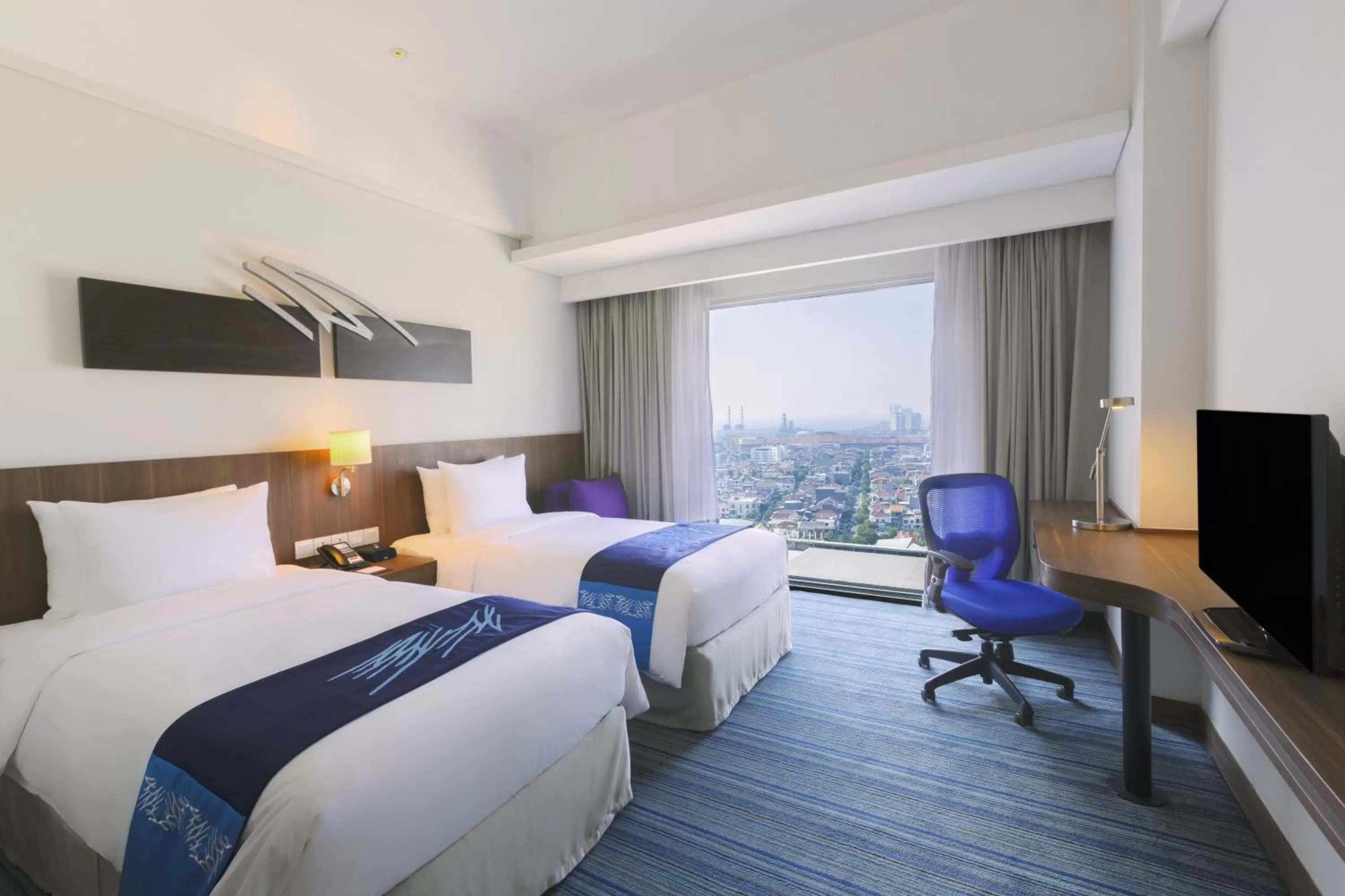Bed in Holiday Inn Express Jakarta Pluit Citygate by IHG