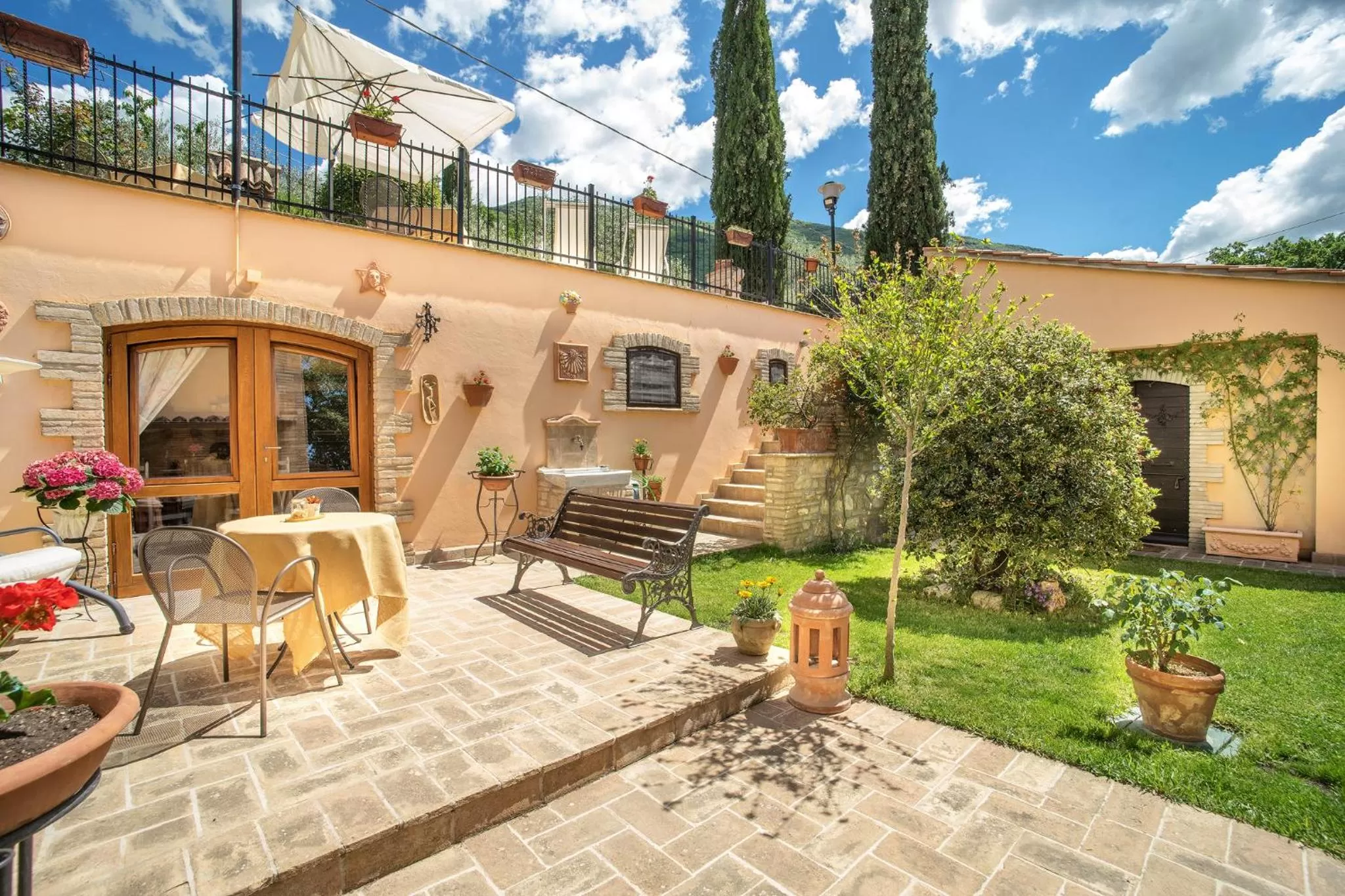 L'Agrifoglio di Assisi Residenza di Campagna