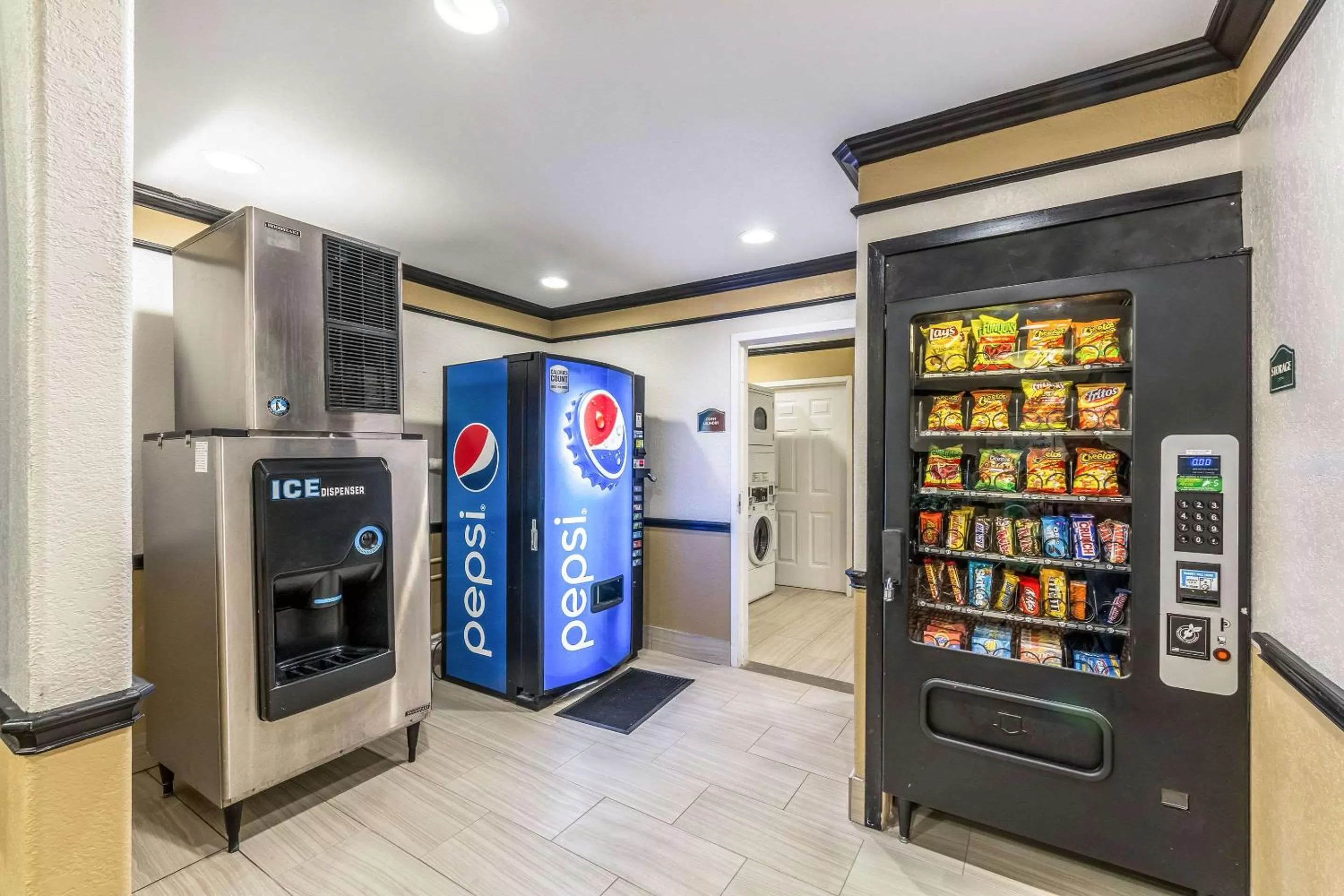 Other, Supermarket/Shops in Quality Inn & Suites SeaWorld North