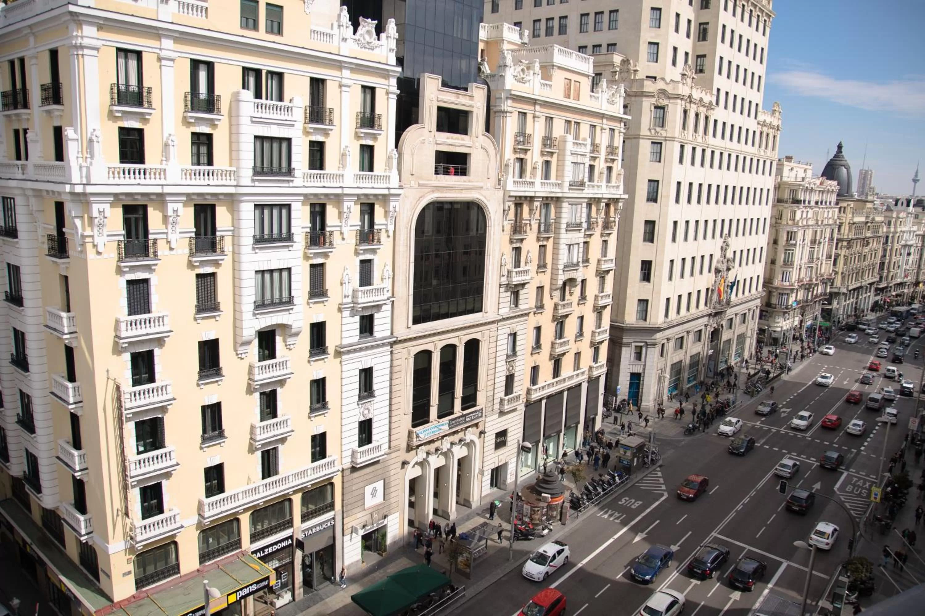 City view in Petit Palace Triball