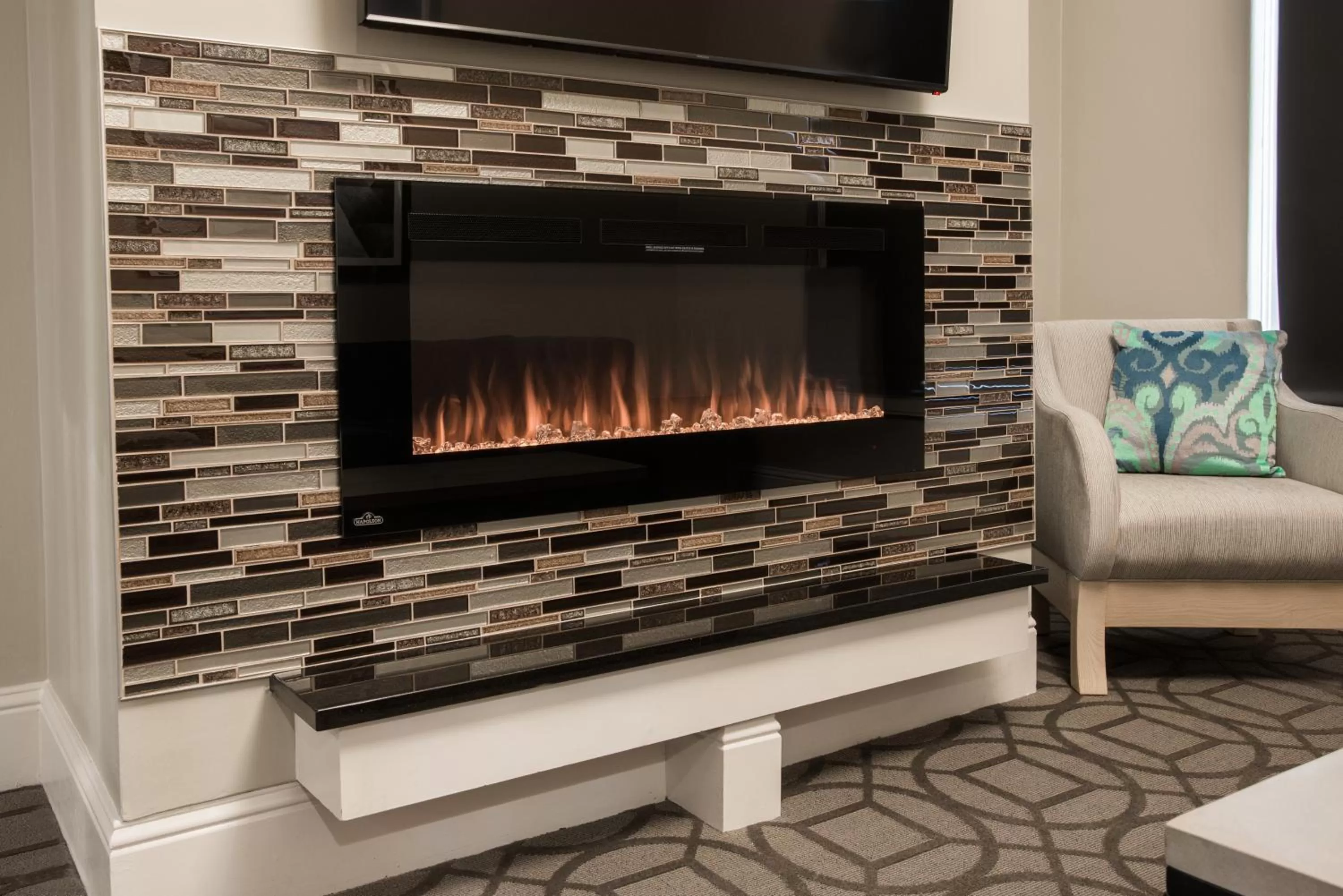 Seating area in Magnolia Hotel Denver, a Tribute Portfolio Hotel