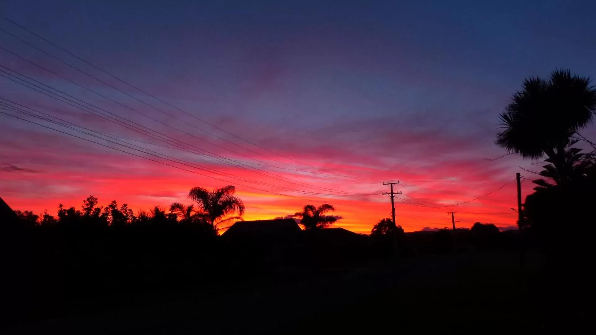 Neighbourhood, Sunrise/Sunset in Ashcroft Gardens Bed & Breakfast