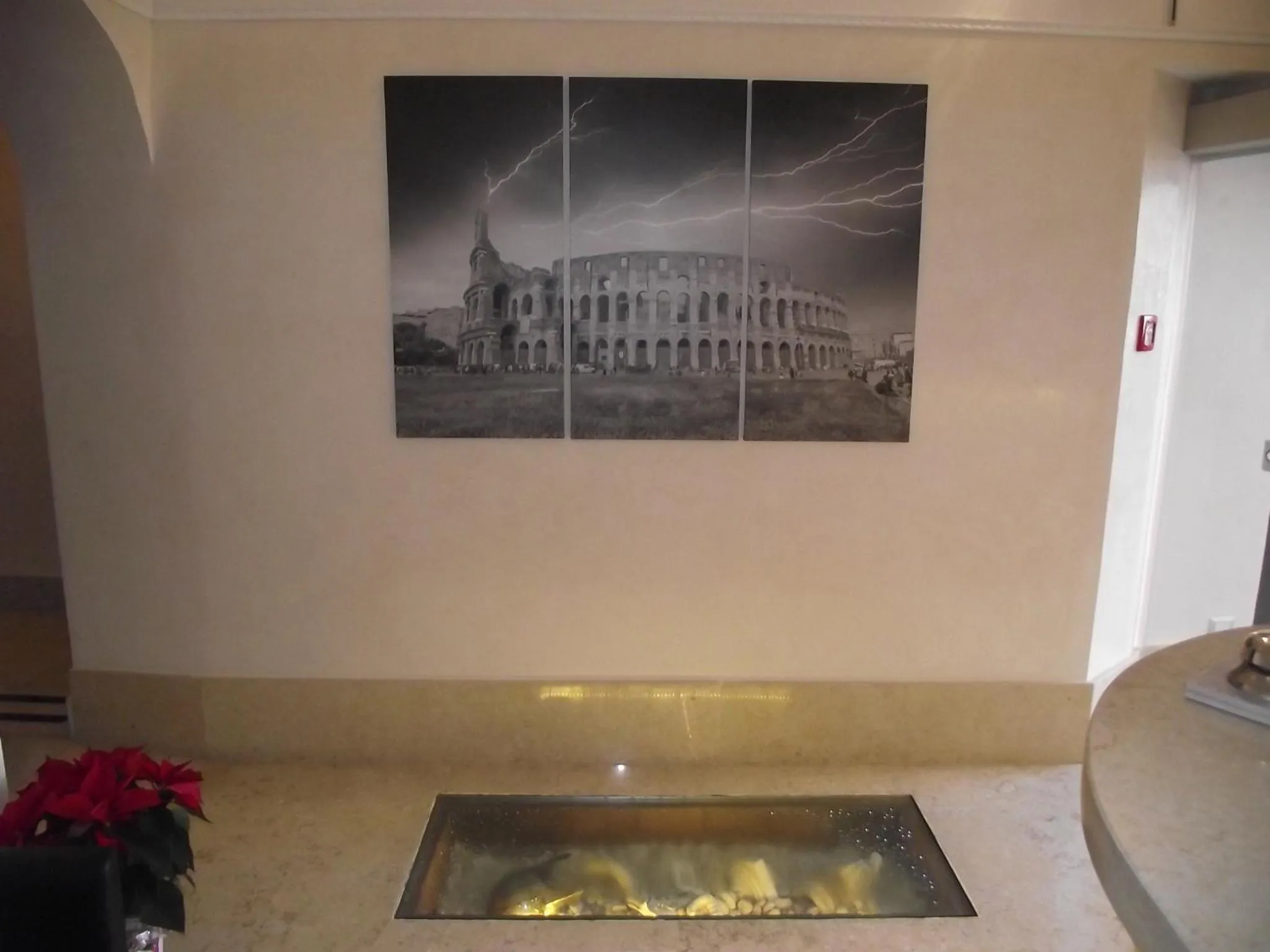 Decorative detail in Hotel Elide