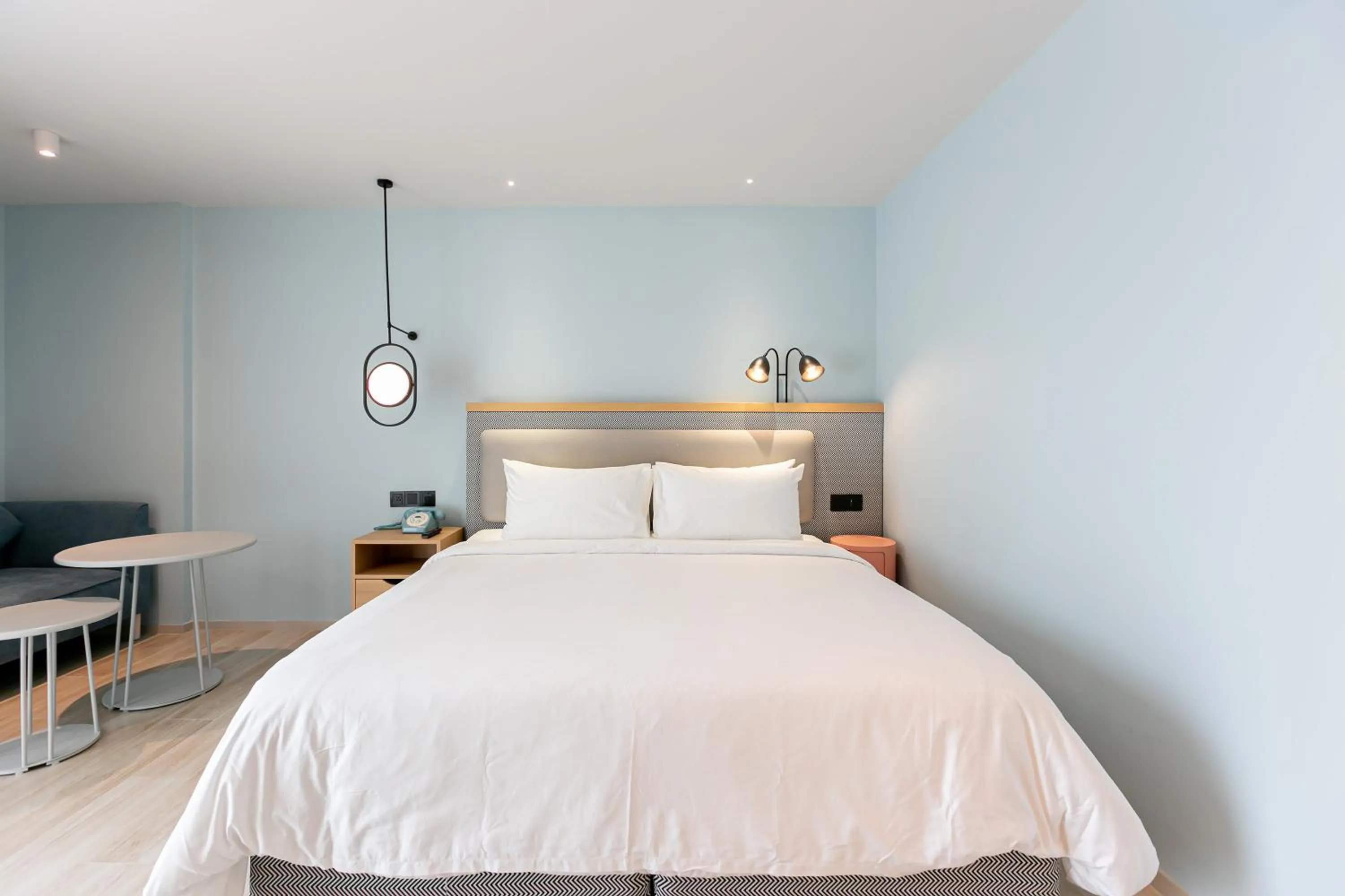 Bed in The SACHA Apart-Hotel Thonglor