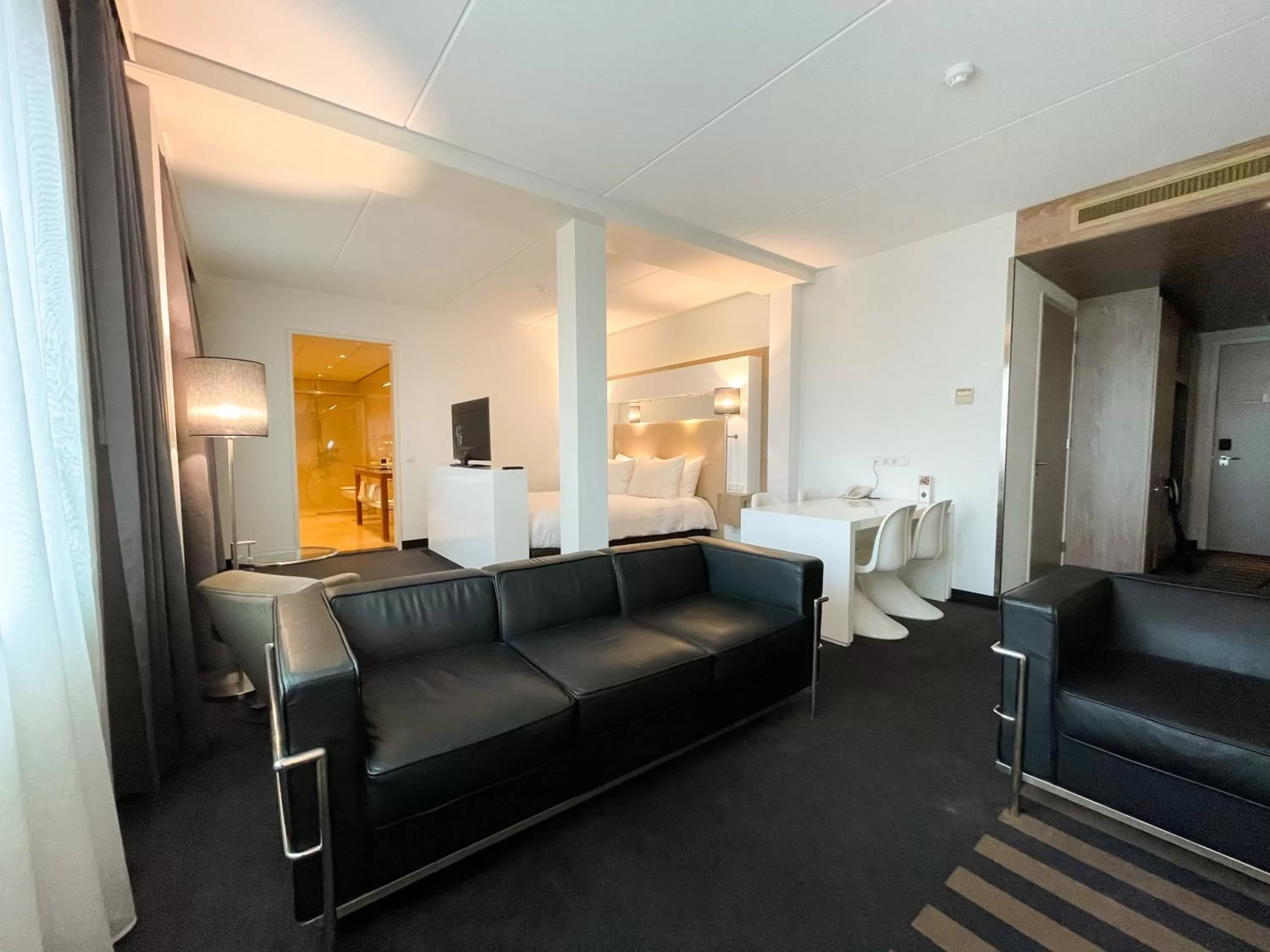 Photo of the whole room, Bed in WestCord WTC Hotel Leeuwarden