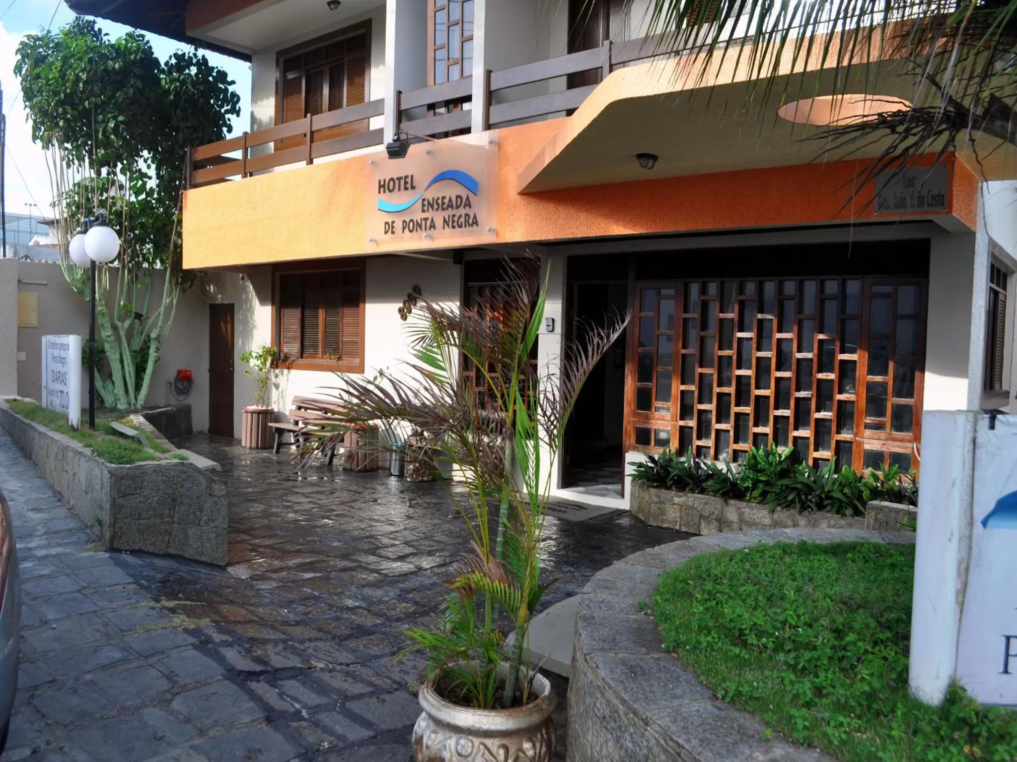 Facade/entrance in Hotel Enseada de Ponta Negra