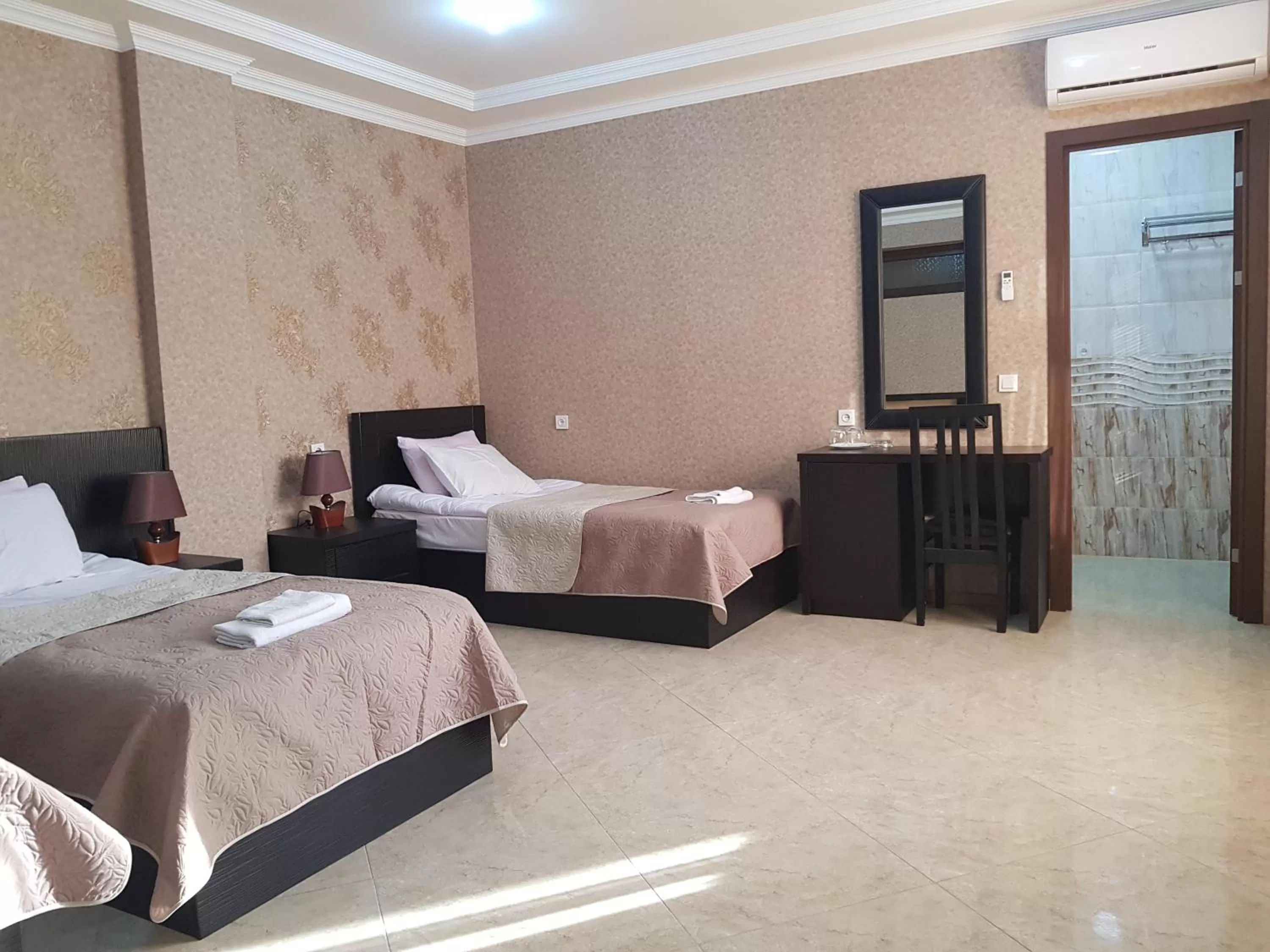Bedroom, Bed in Hotel New Telavi
