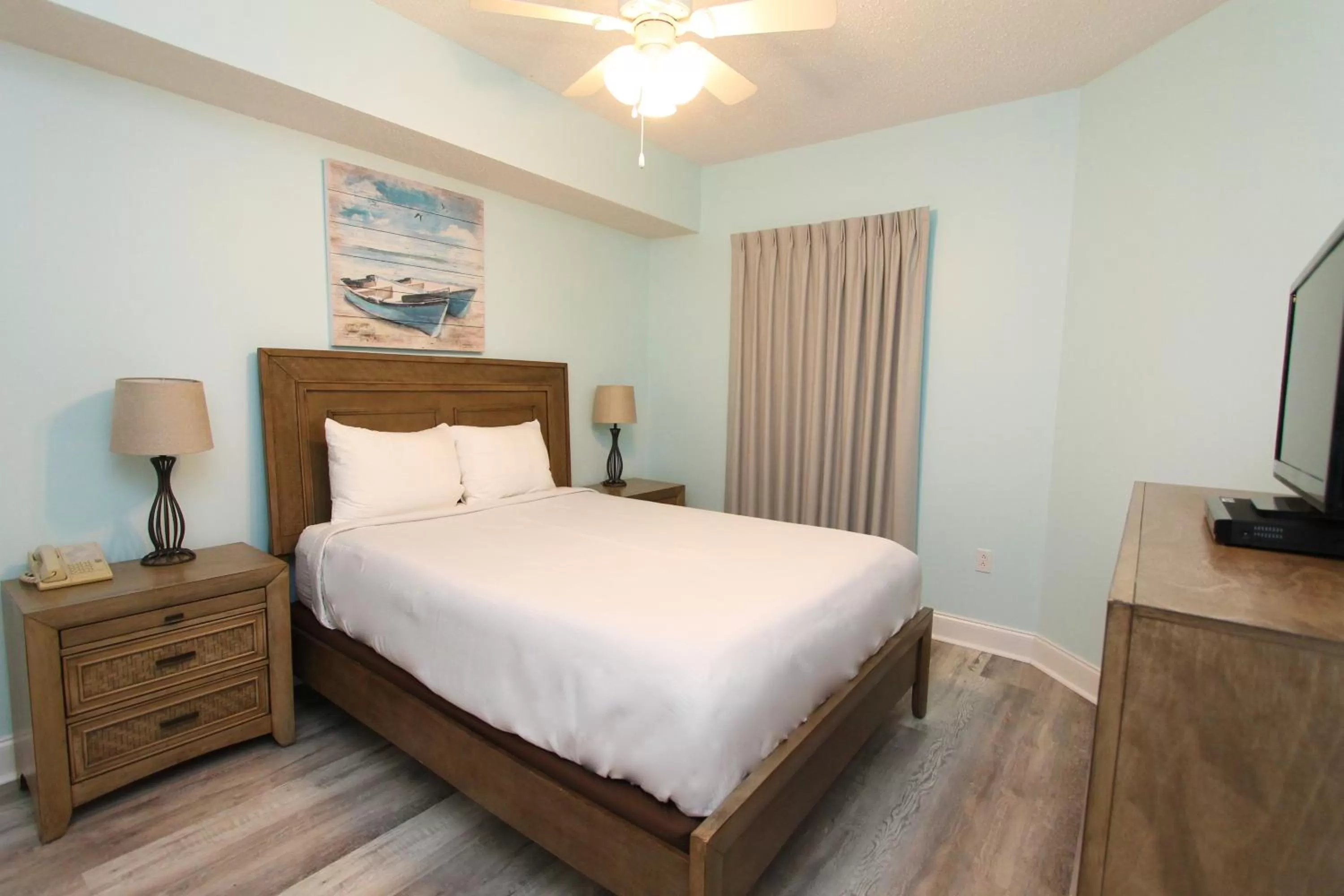 Bed in Majestic Beach Resort, Panama City Beach, Fl