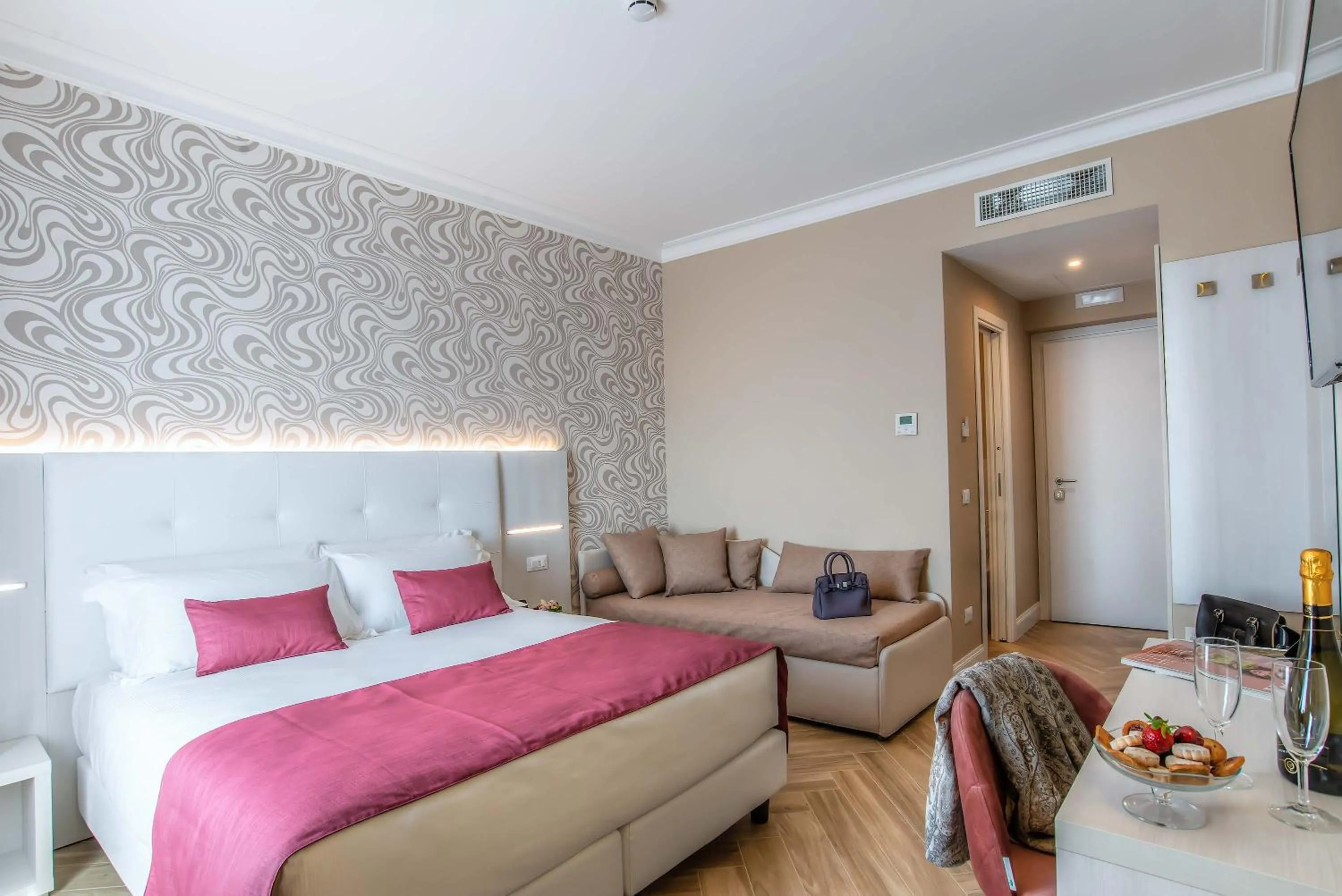 Photo of the whole room, Bed in The Boutique Hotel