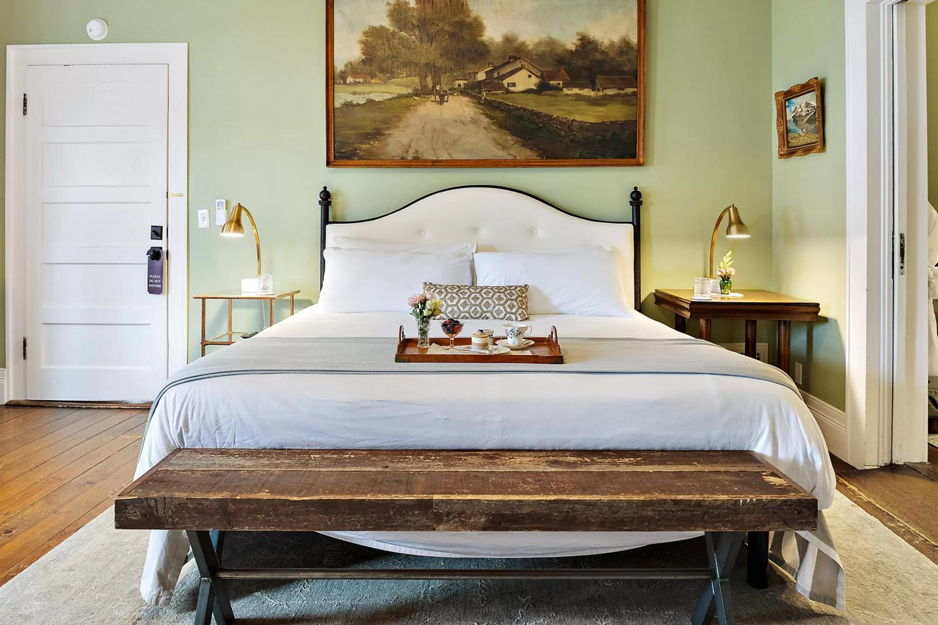 Bed in McCully House Inn