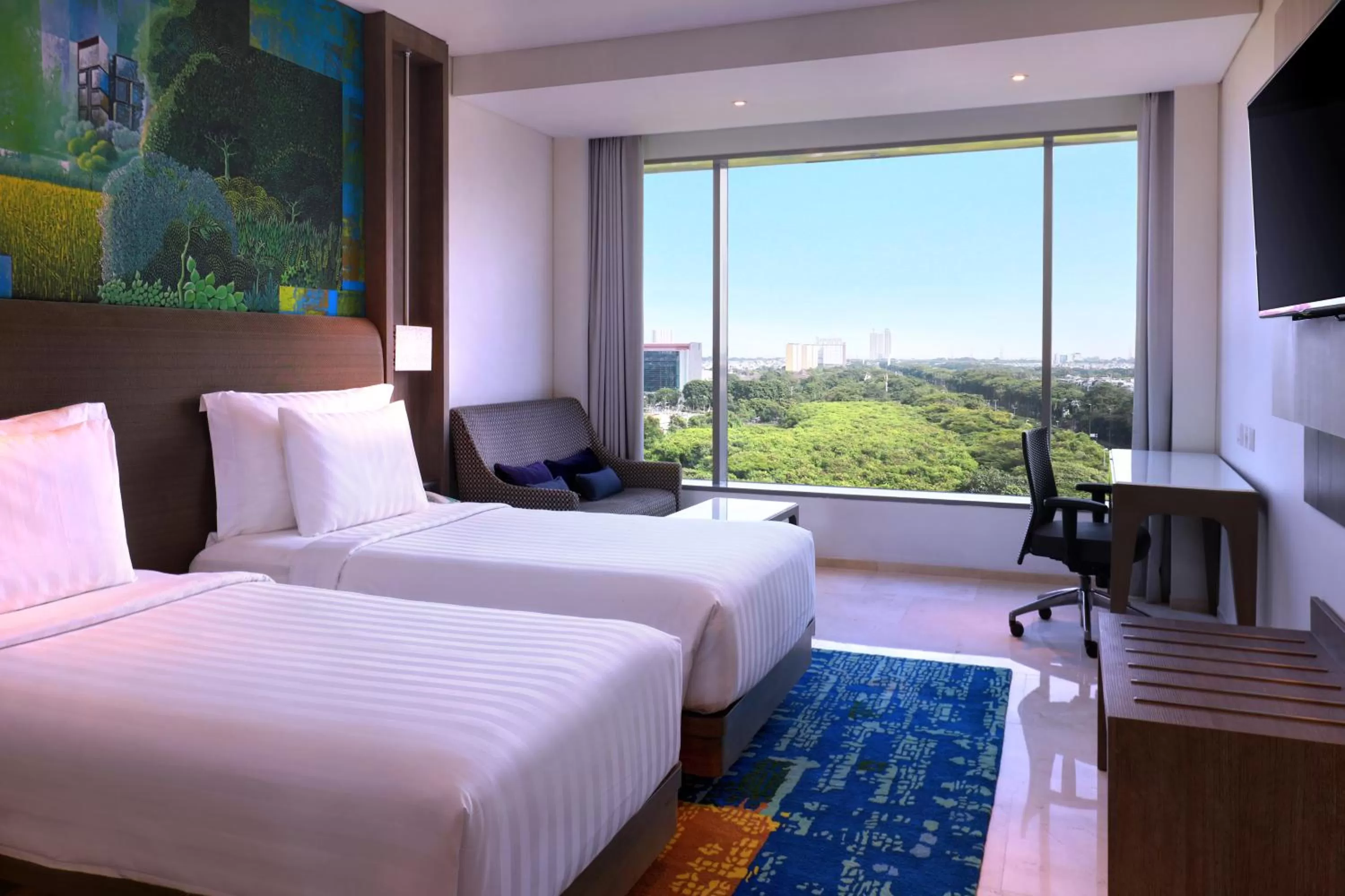 Photo of the whole room, Bed in Grand Mercure Jakarta Kemayoran