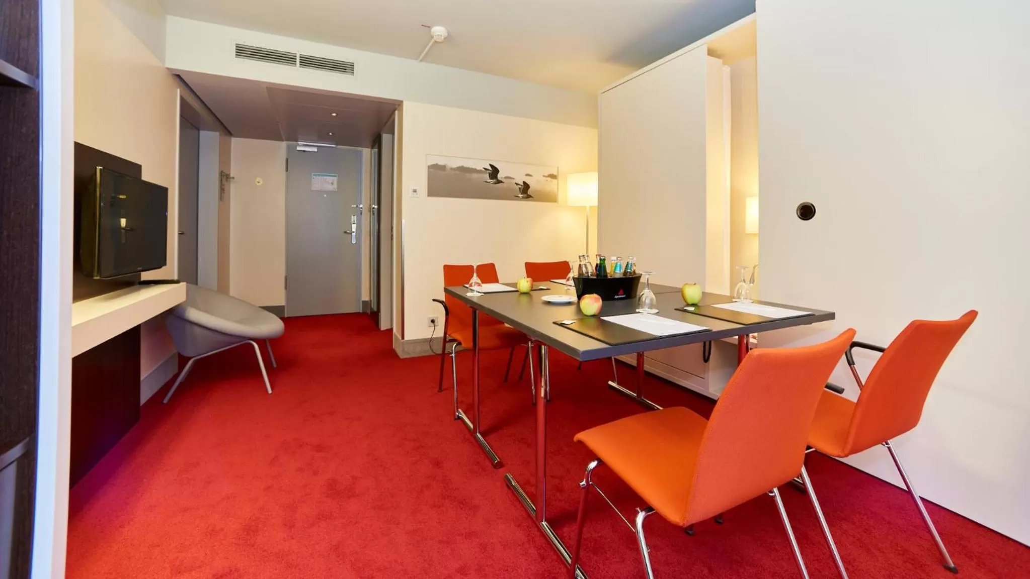 Meeting/conference room in Holiday Inn Berlin Airport - Conference Centre by IHG