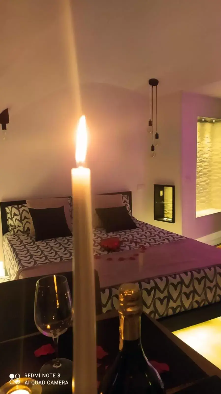 Bed in CHARME Bed in CHARME