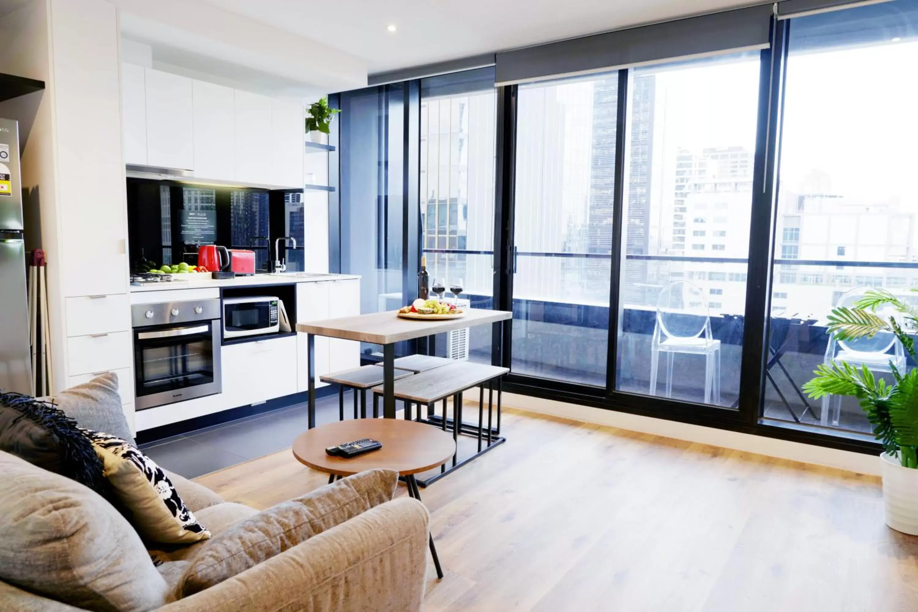 1 Bedroom Superior River View in Aura on Flinders Serviced Apartments 1 Bedroom Superior River View in Aura on Flinders Serviced Apartments