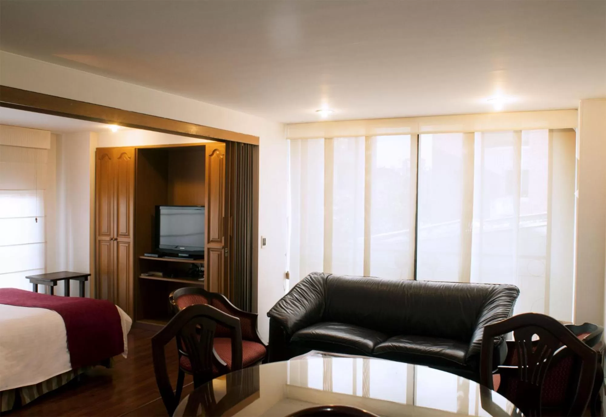 Photo of the whole room, Bed in Apartaestudios Los Andes