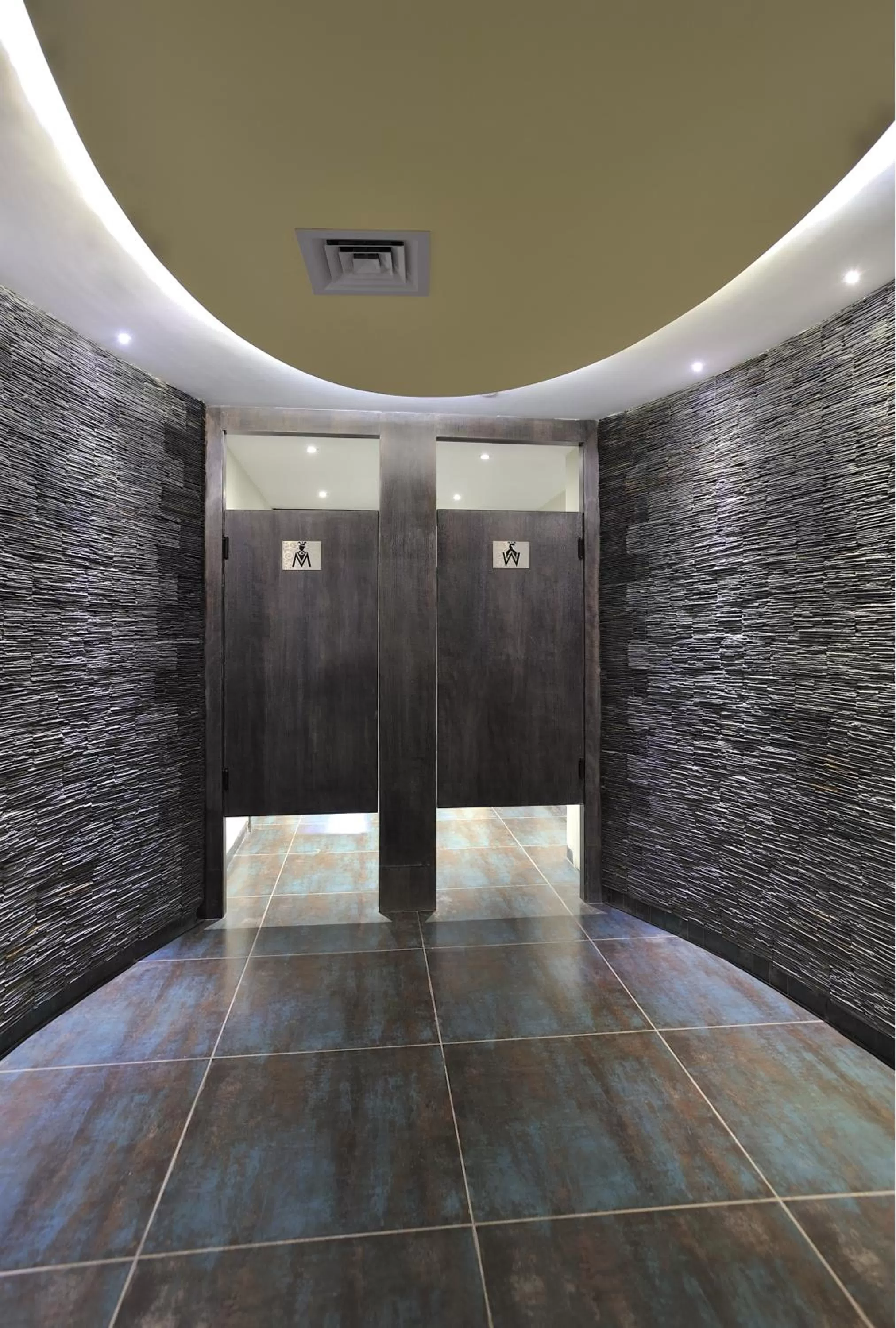 Shower in Marina- Shimla First Designer Boutique Hotel