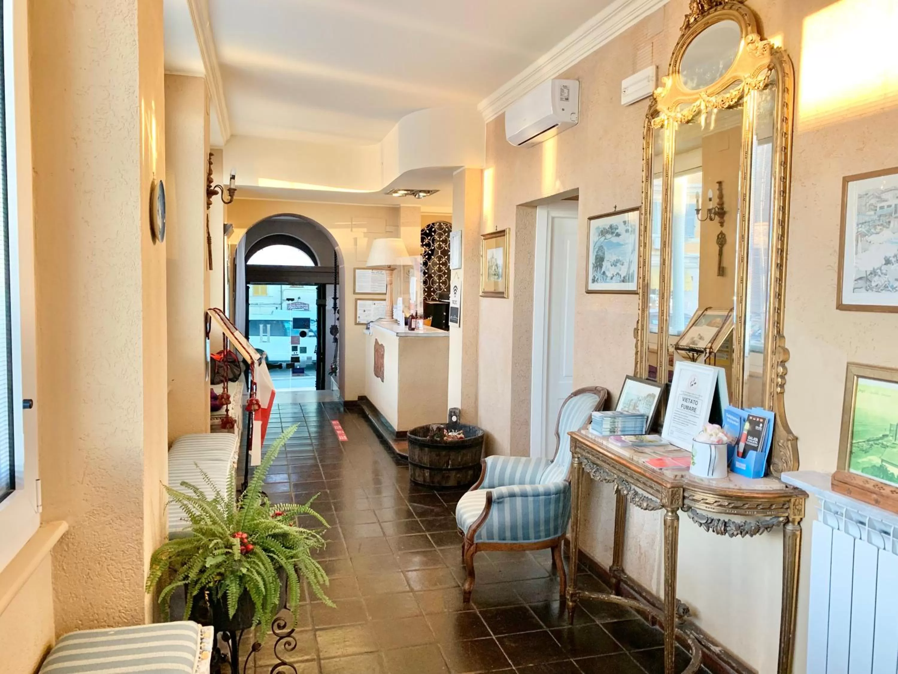 Lobby or reception in Hotel Castello Miramare