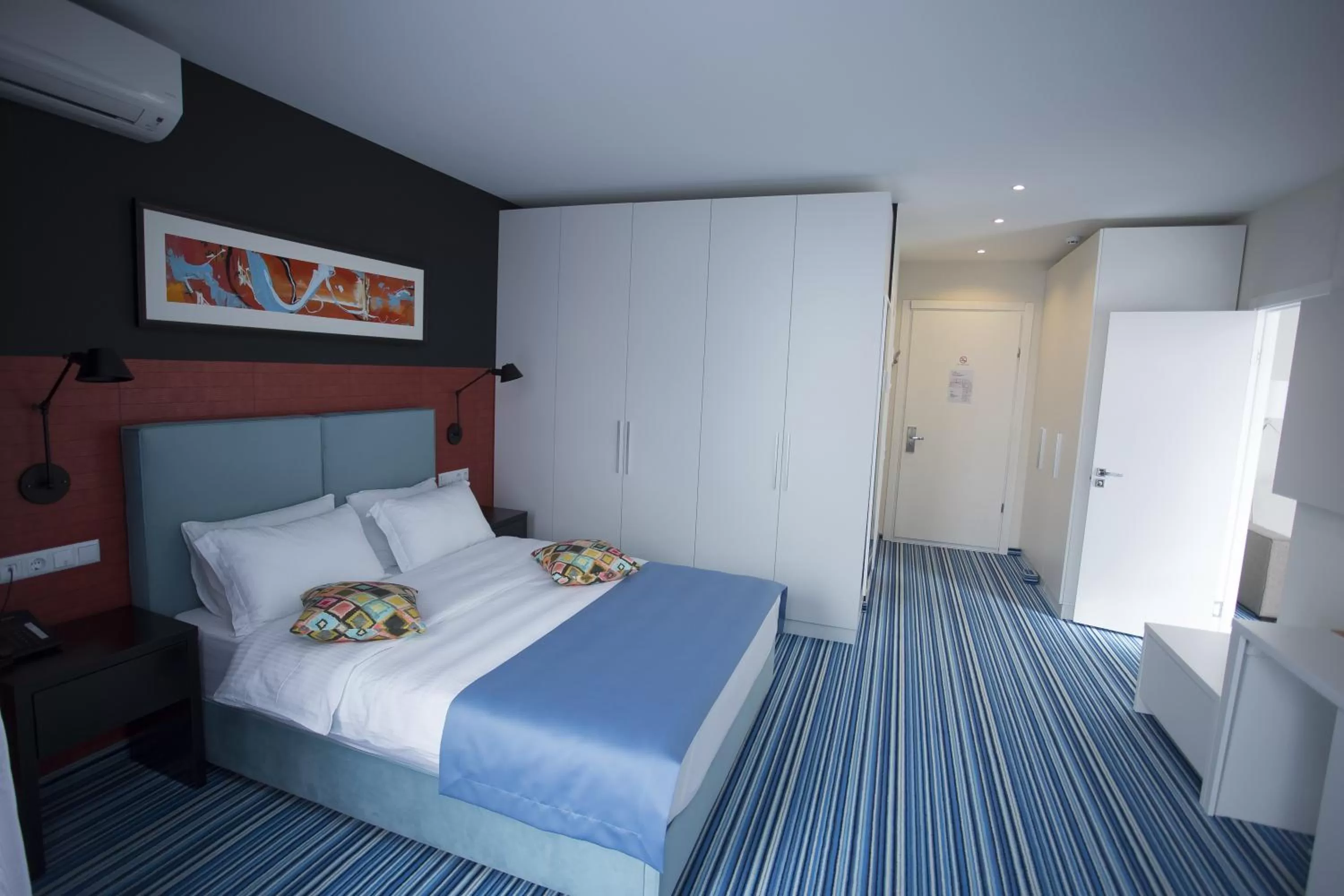 Photo of the whole room, Bed in Aparthotel Tangerine